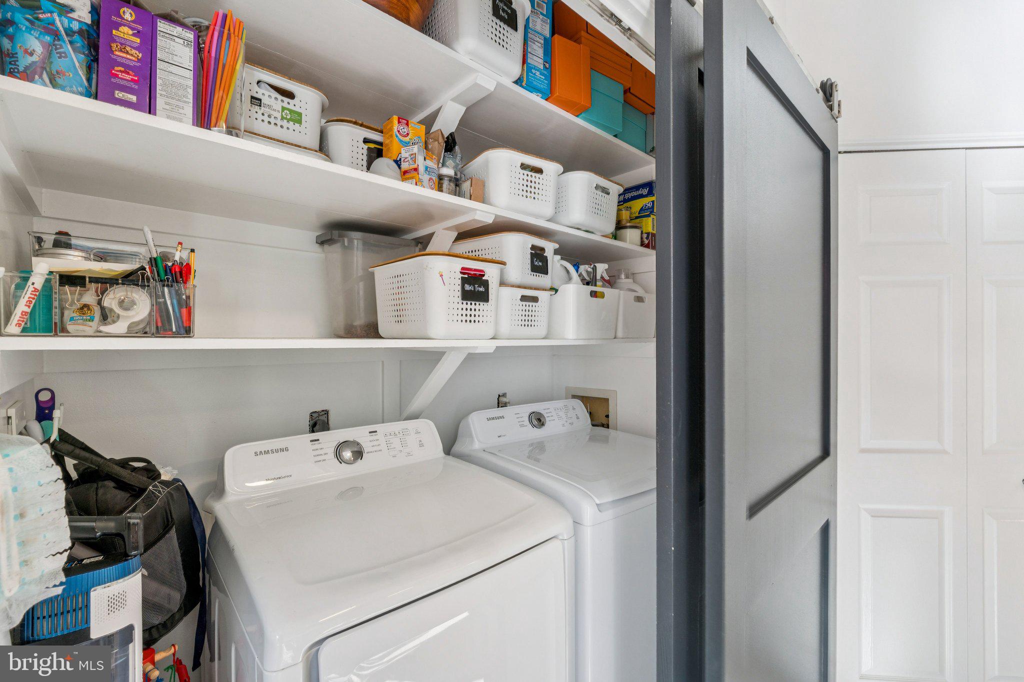 WHITLEY PARK CONDOMINIUM - Residential