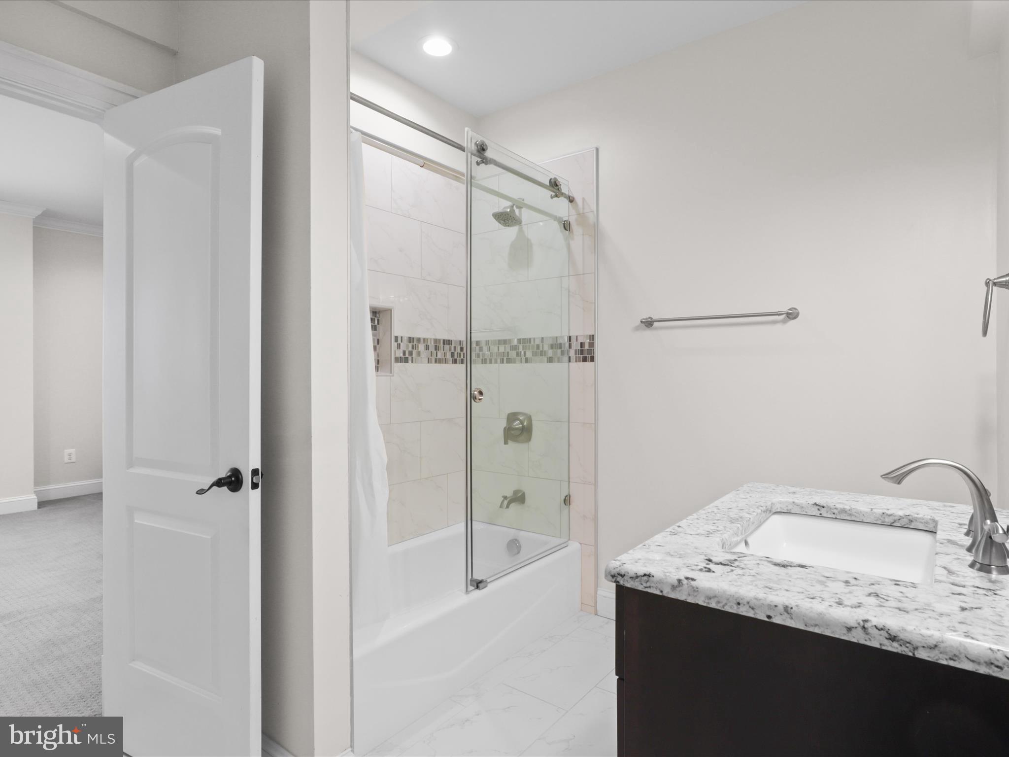 MASSADALE - Residential