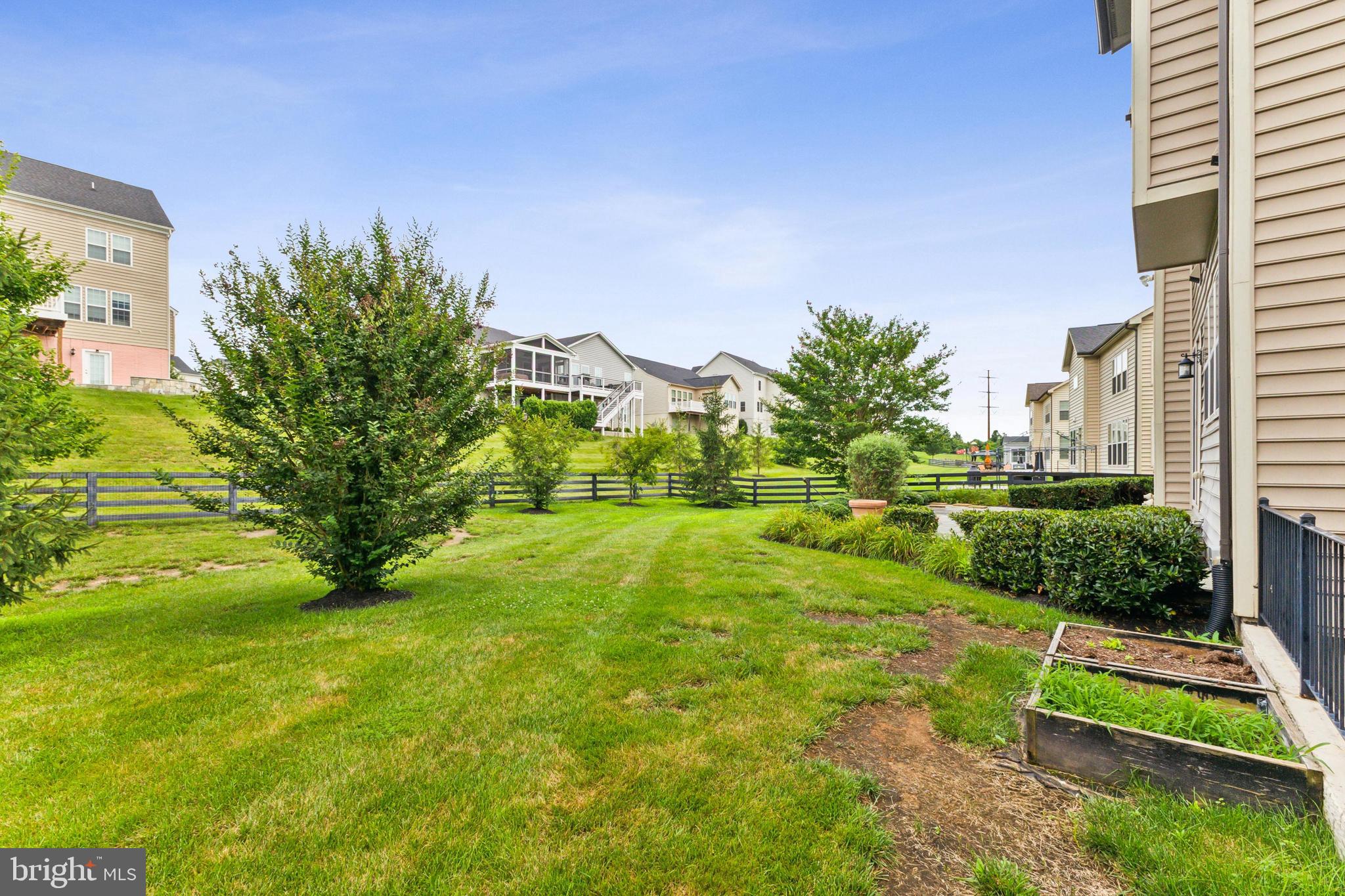 MARBURY - Residential