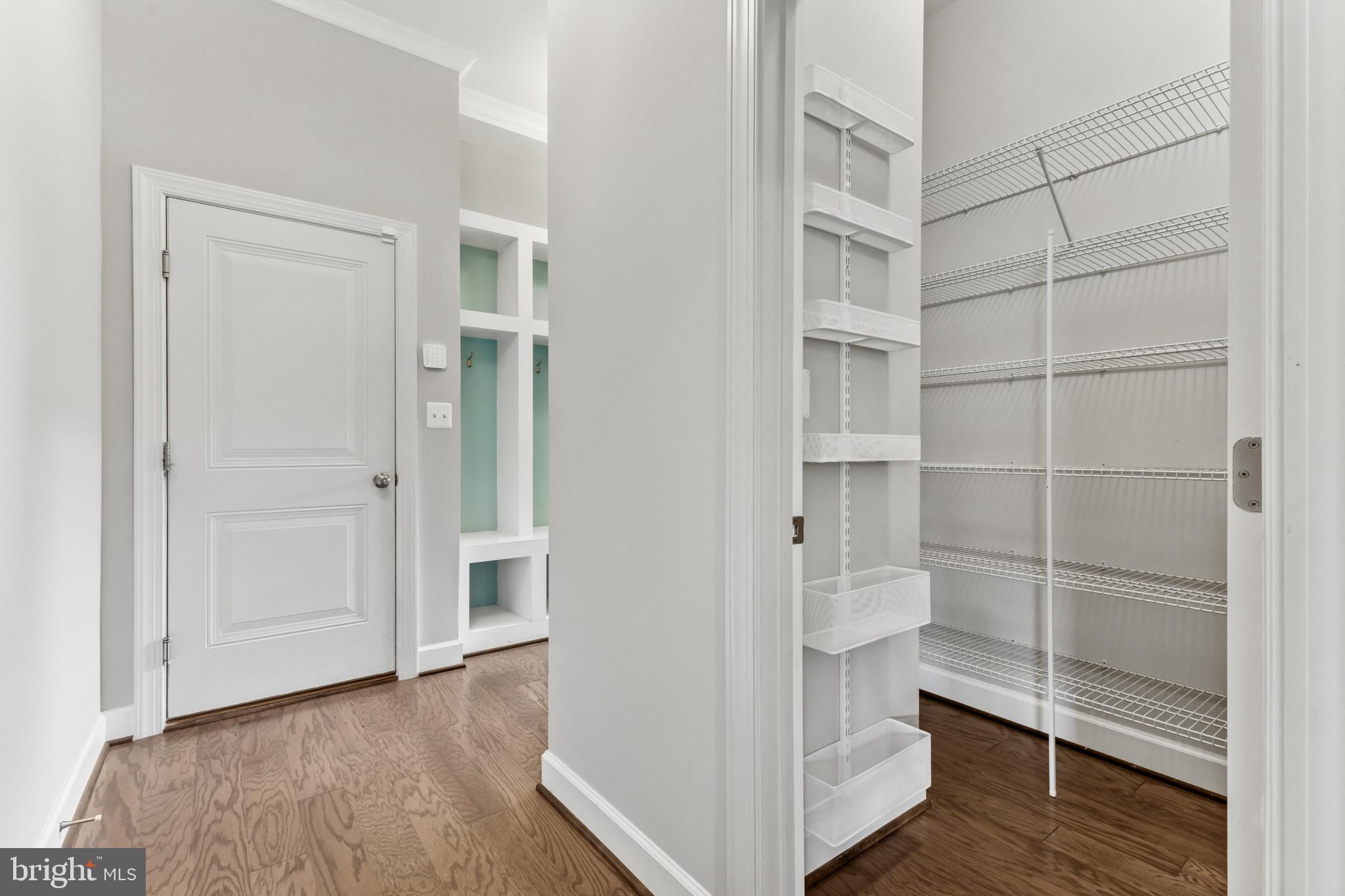 MARBURY - Residential