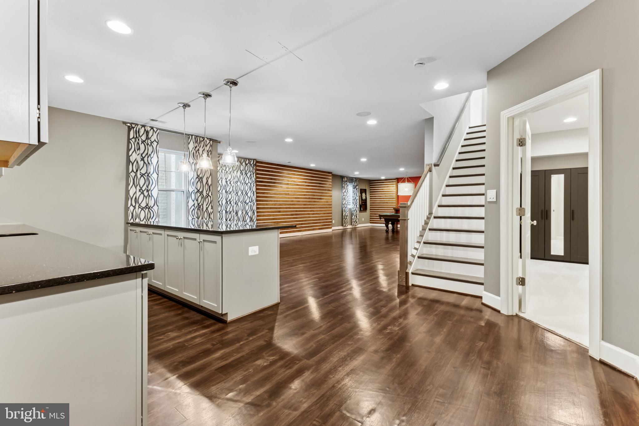 MARBURY - Residential