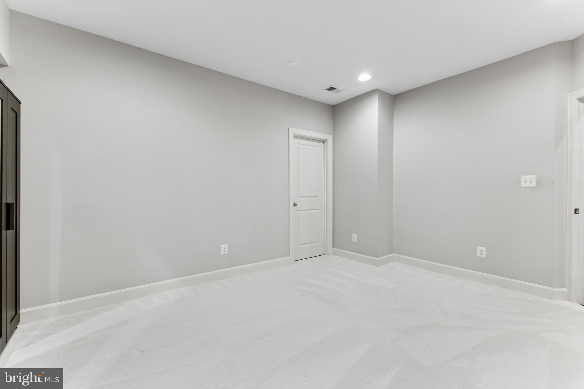 MARBURY - Residential