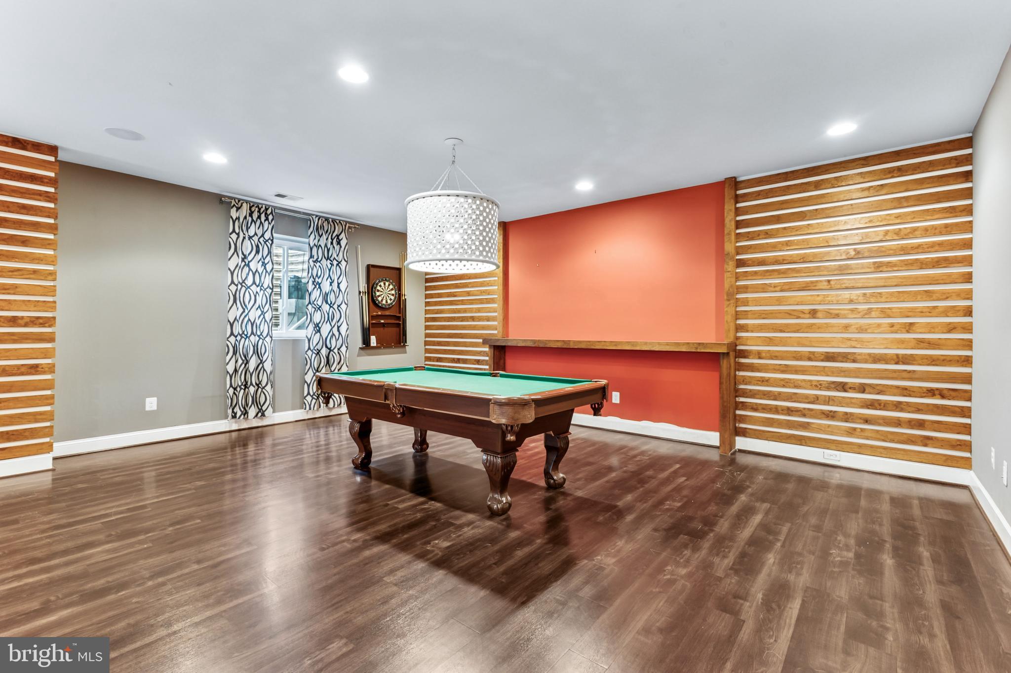 MARBURY - Residential