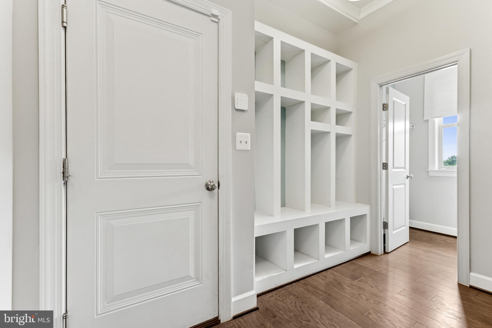 MARBURY - Residential