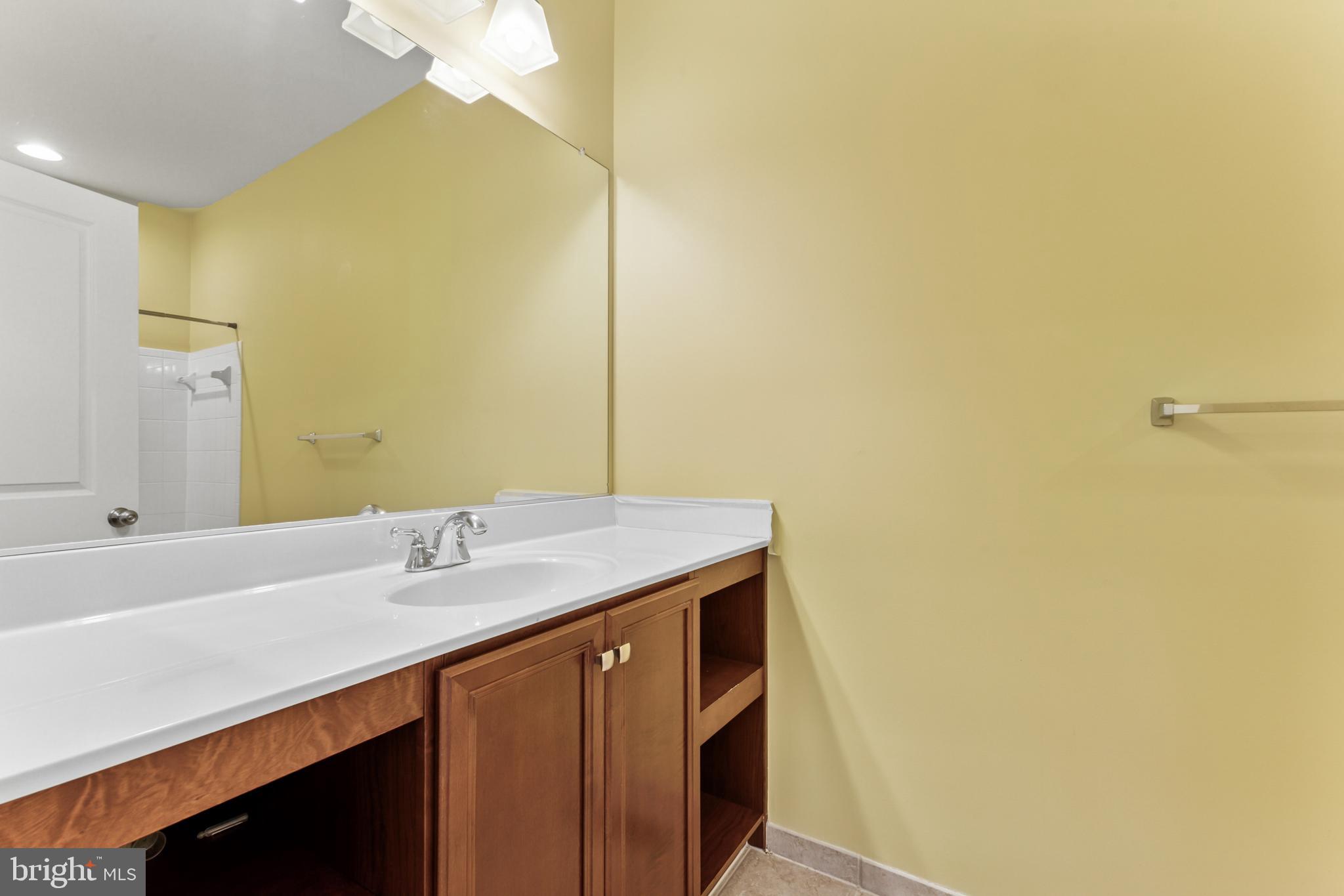 MARBURY - Residential