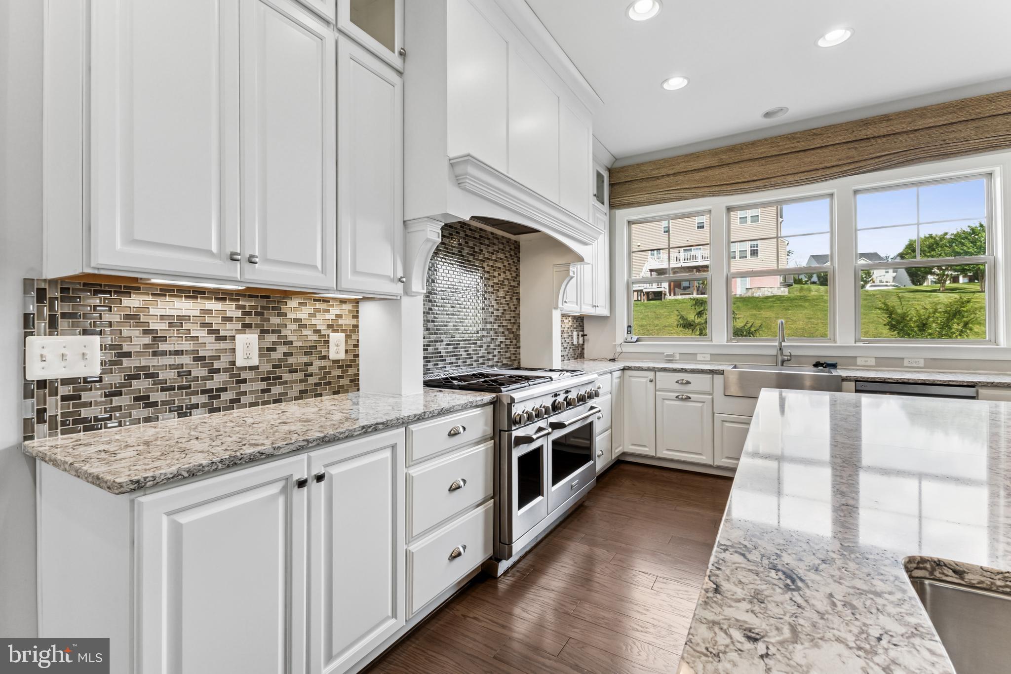 MARBURY - Residential