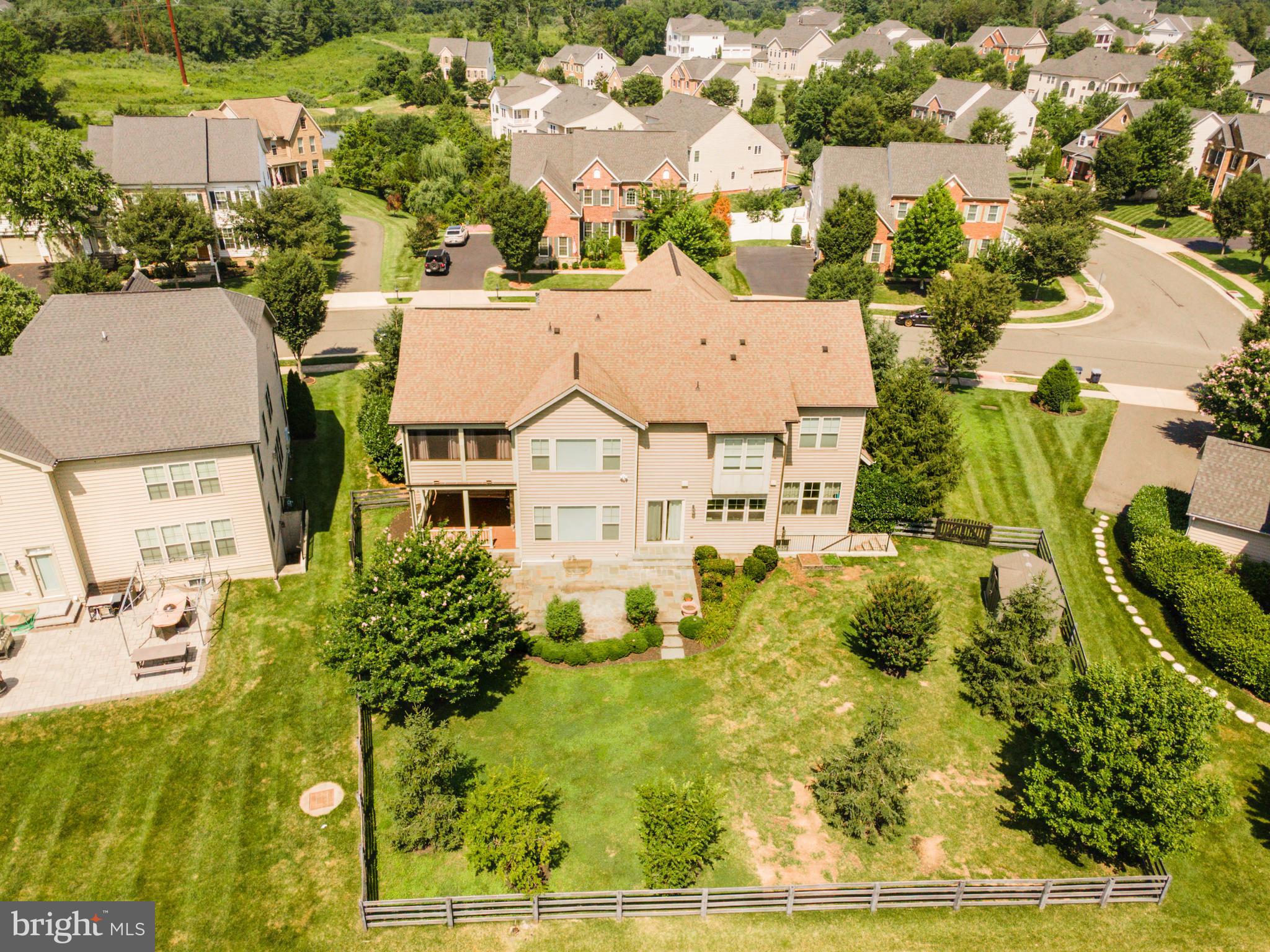 MARBURY - Residential