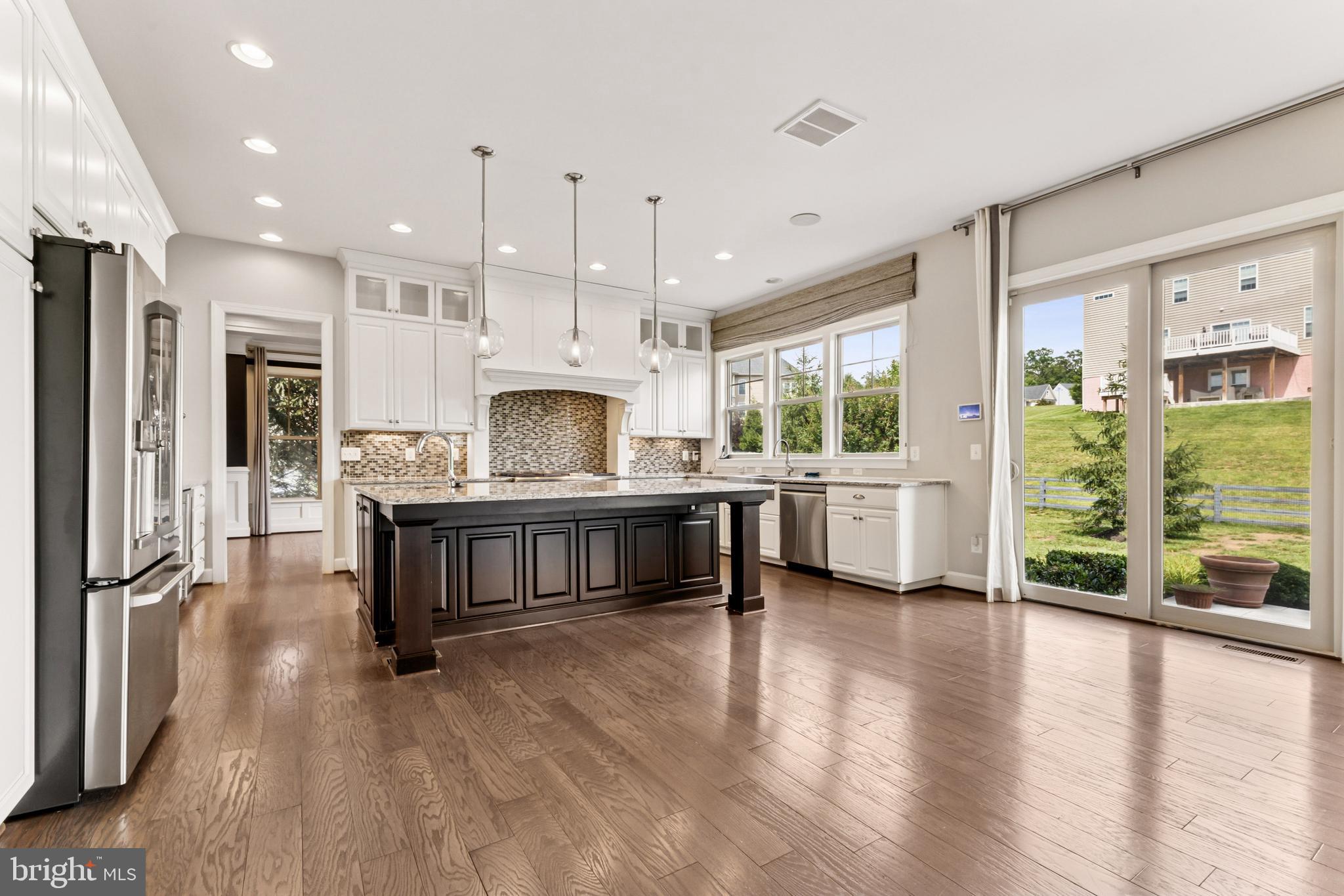 MARBURY - Residential