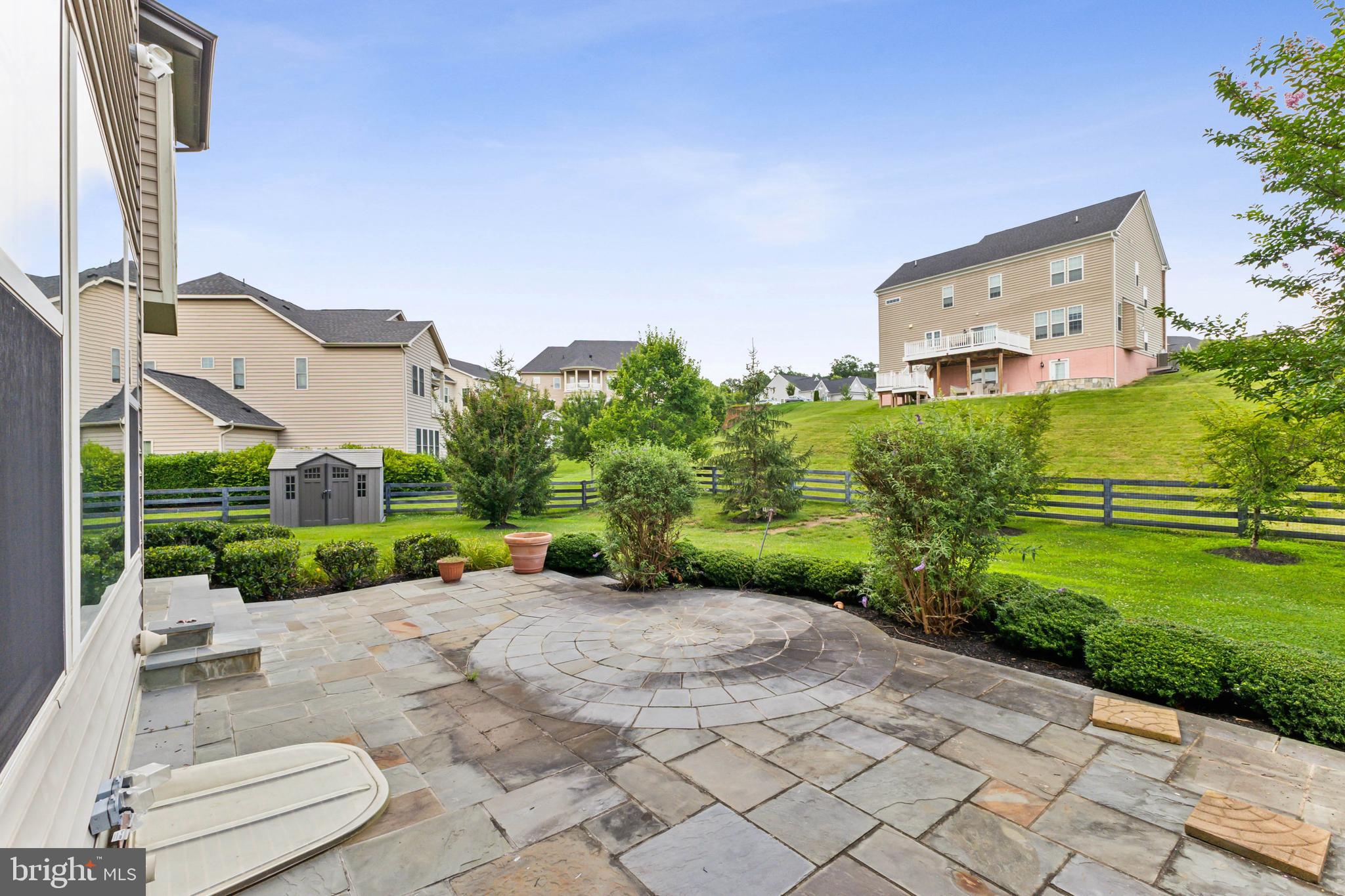 MARBURY - Residential