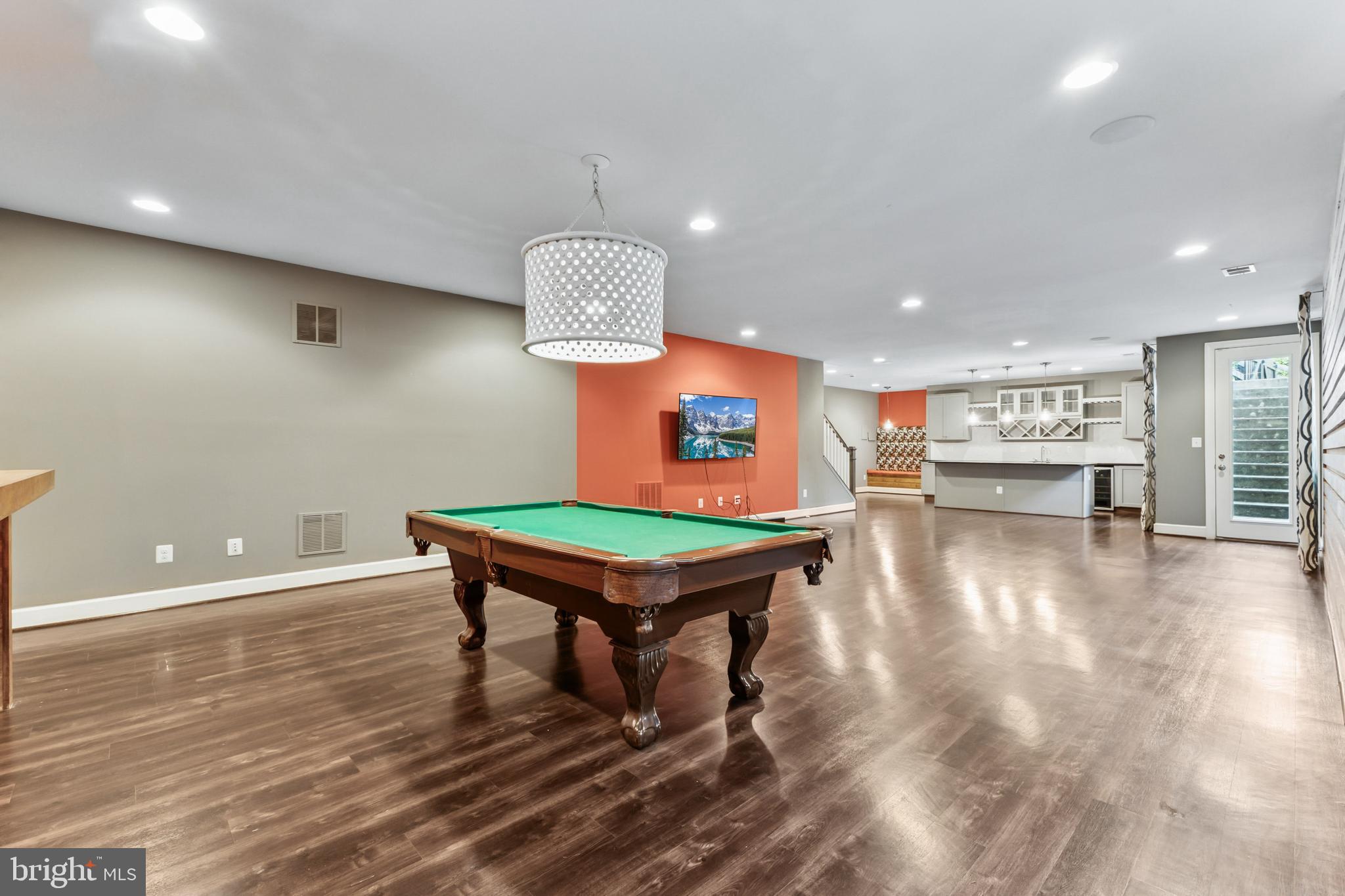 MARBURY - Residential