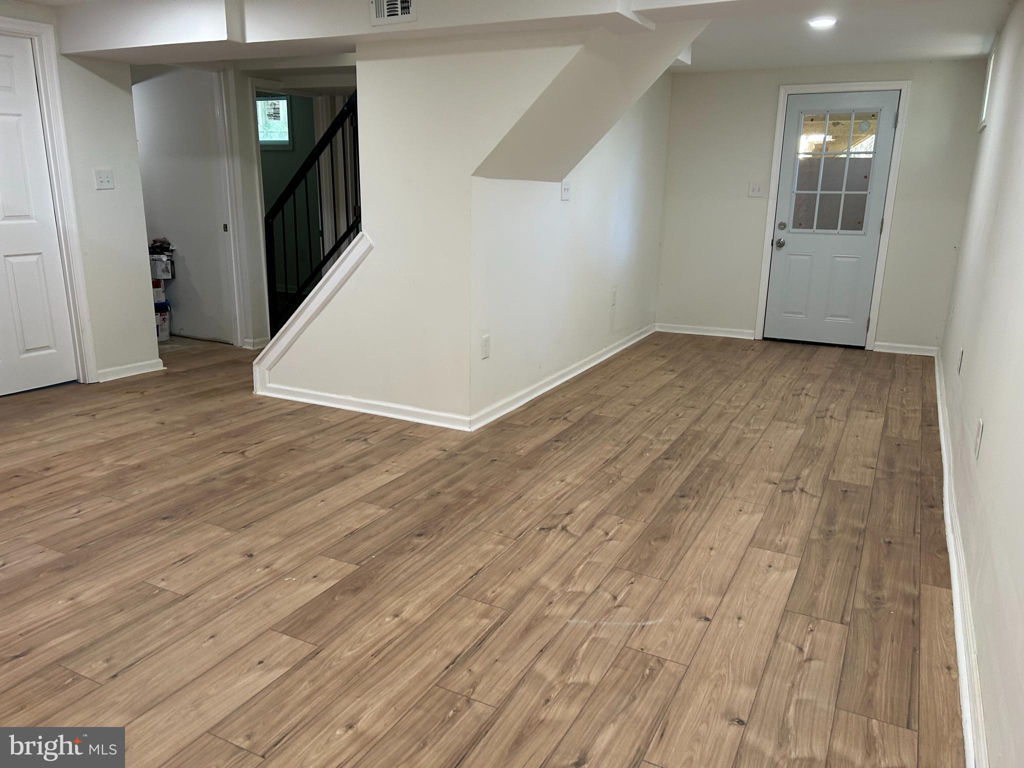 HOLLYWOOD - Residential