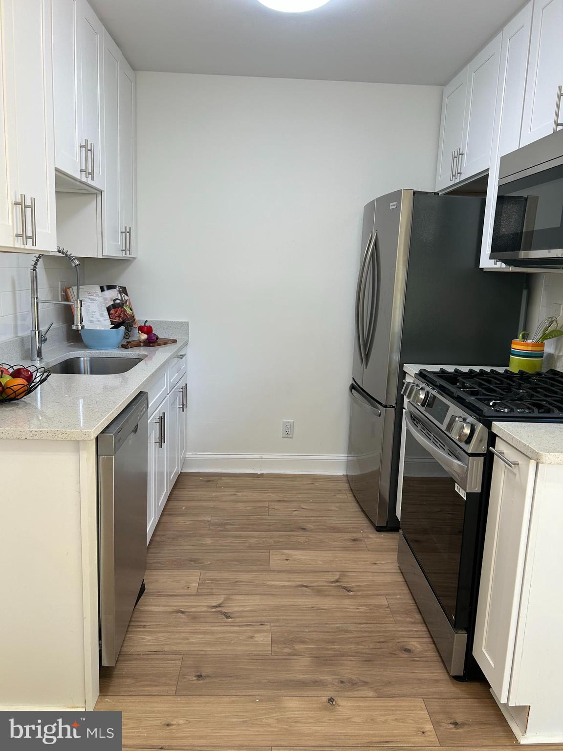 HOLLYWOOD - Residential