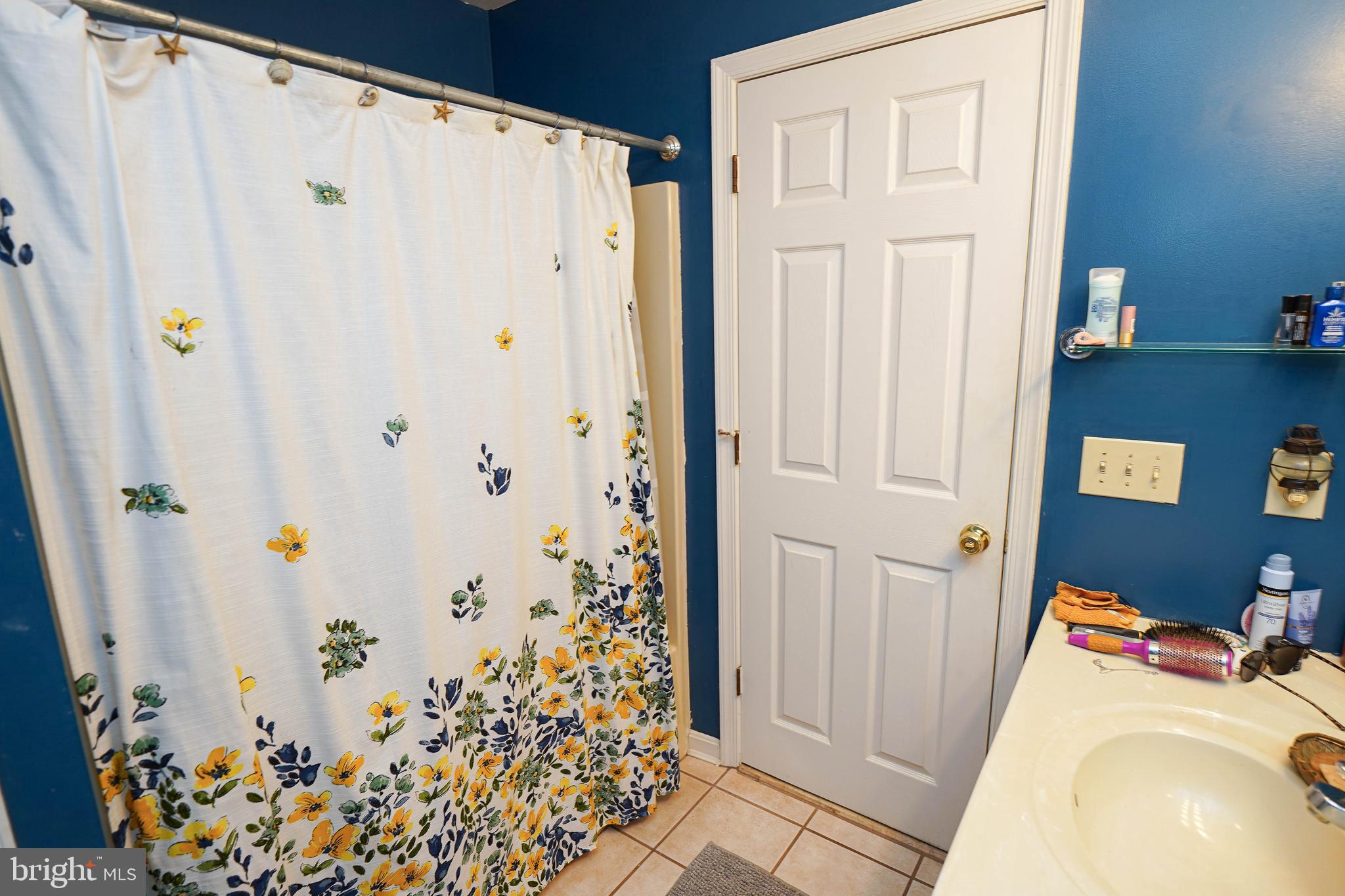 KING WILLIAMS COURT - Residential