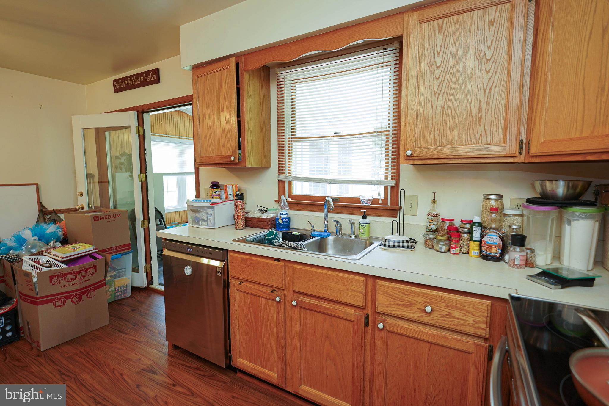 KING WILLIAMS COURT - Residential