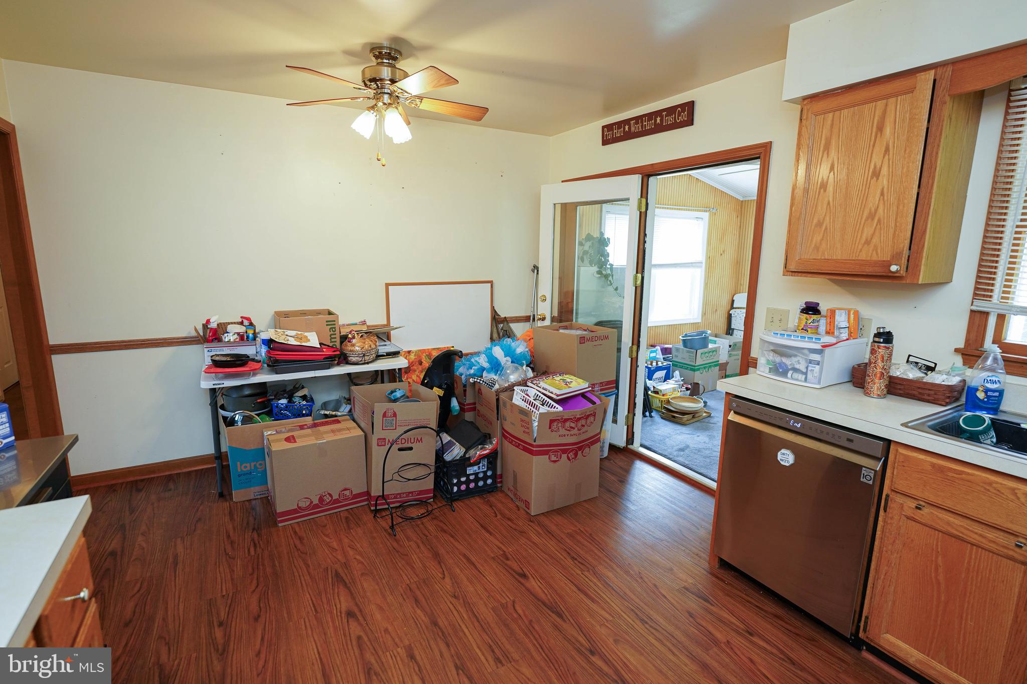 KING WILLIAMS COURT - Residential