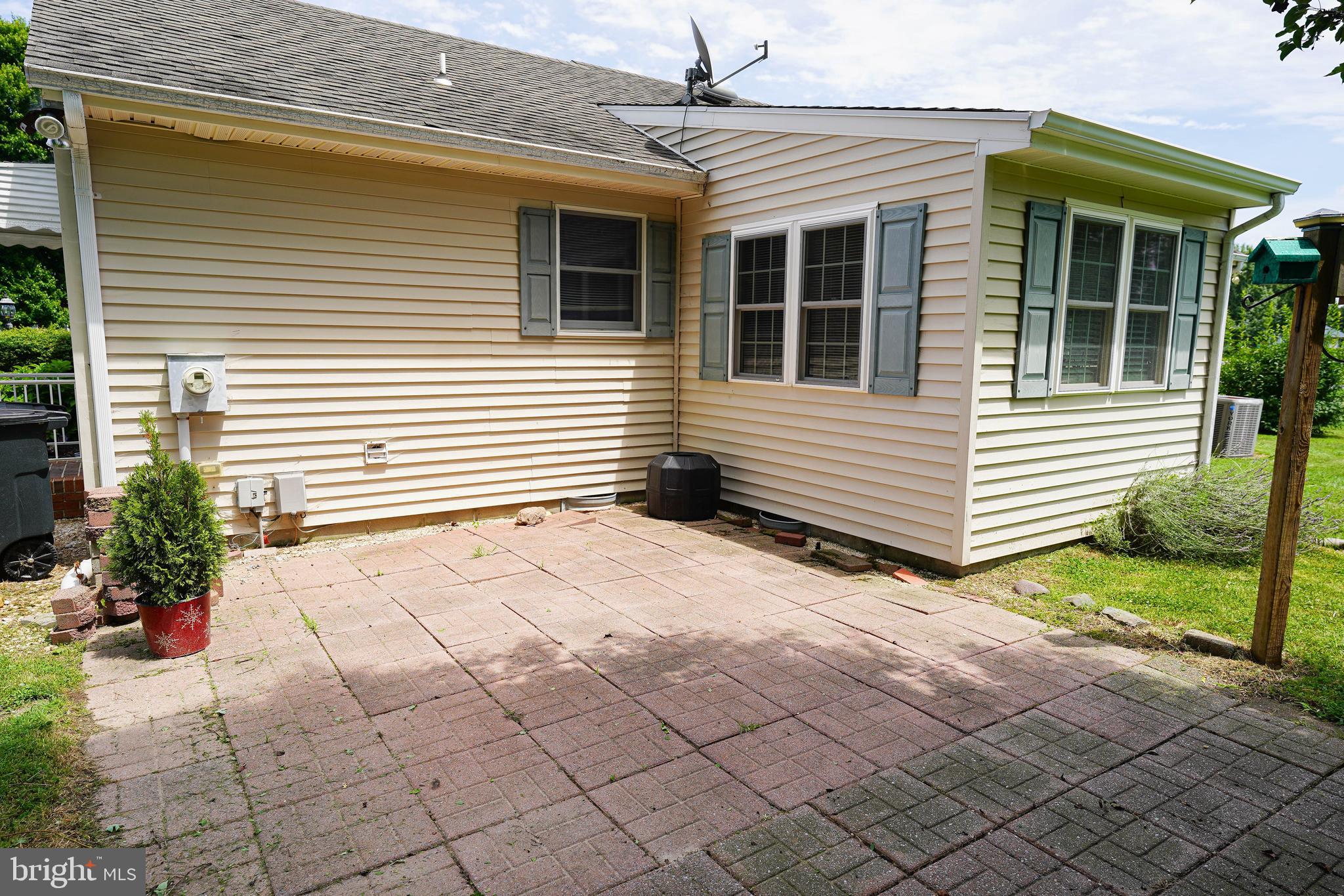 KING WILLIAMS COURT - Residential