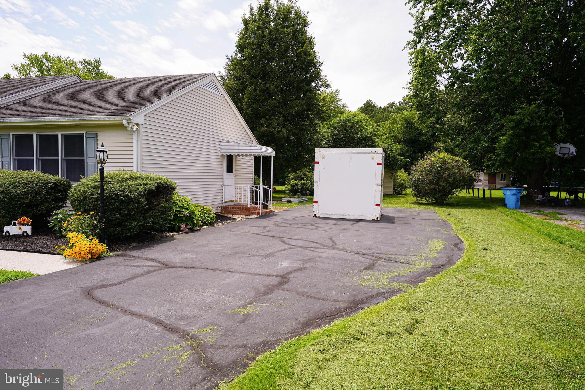 KING WILLIAMS COURT - Residential