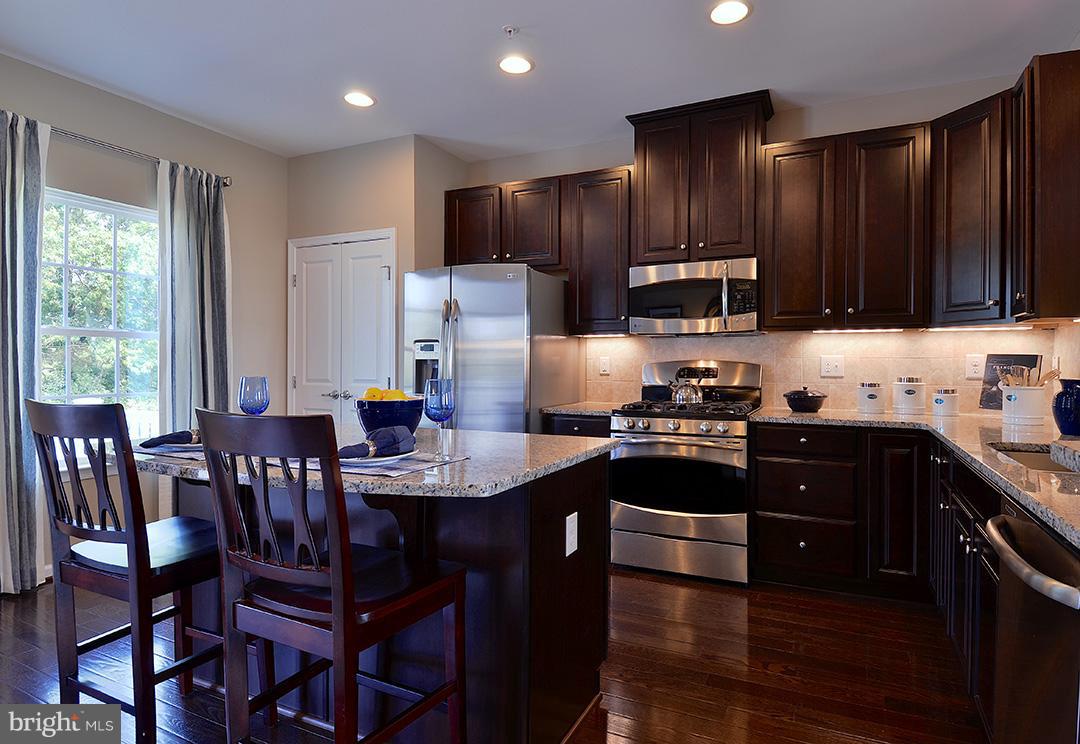 FABLE HILL - Residential