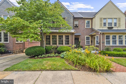 Townhouse For Sale - 1104 Woodlawn Avenue<br/> WILMINGTON, DE 19805
