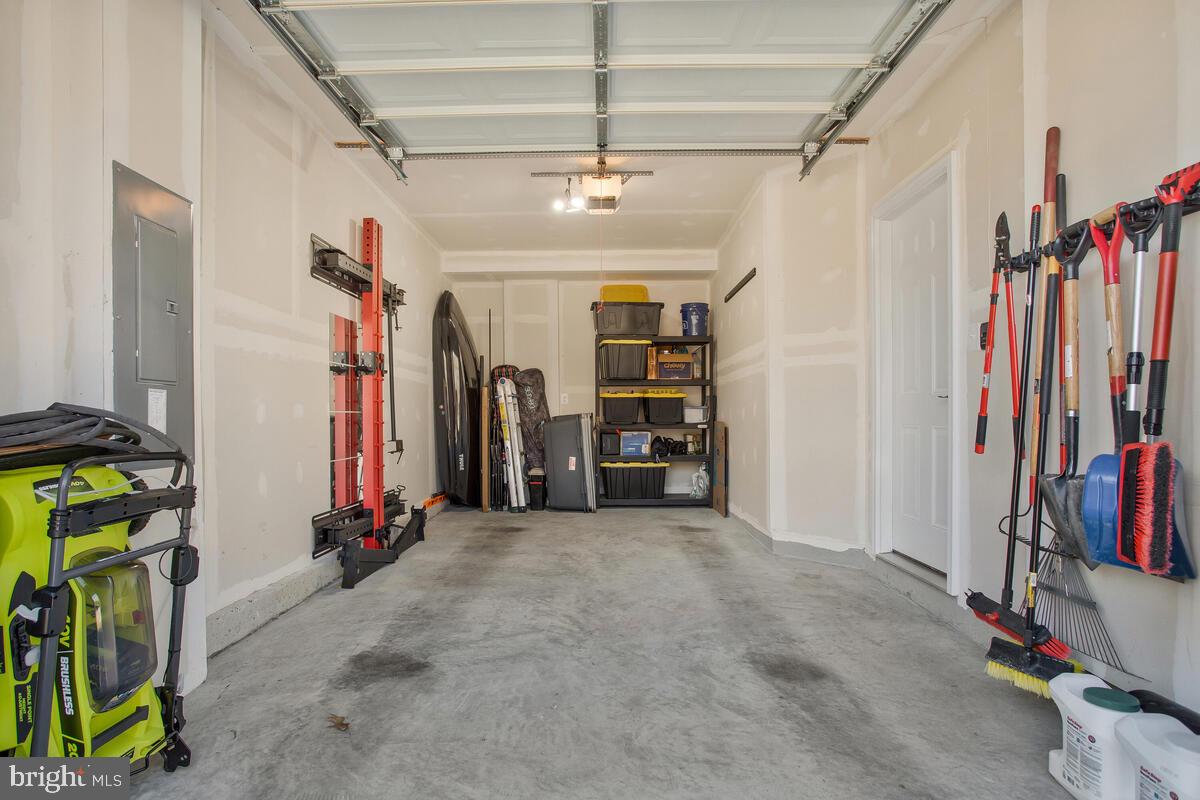 SEVERN HOLLOW - Residential