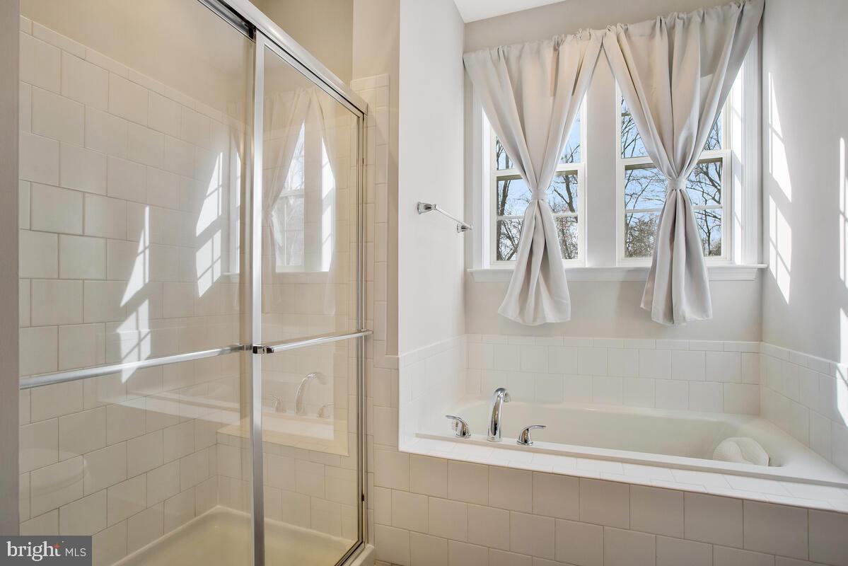 SEVERN HOLLOW - Residential