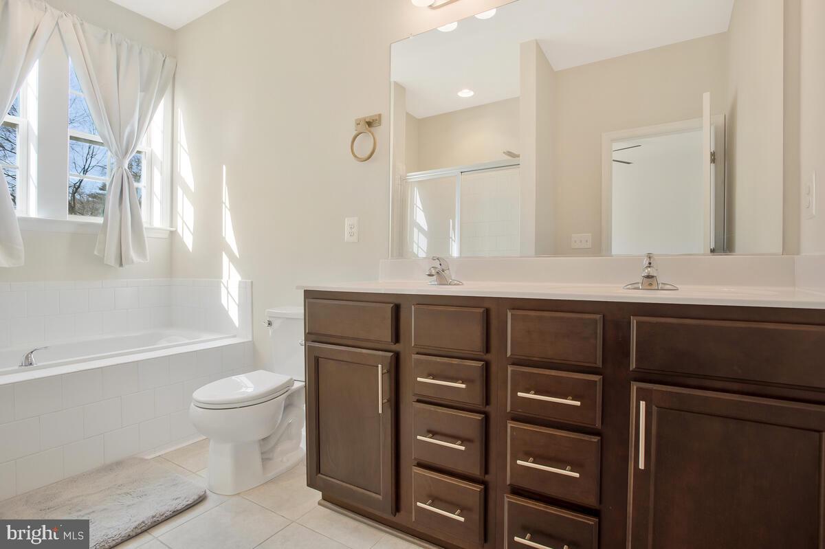 SEVERN HOLLOW - Residential