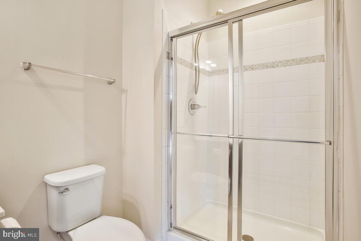 SEVERN HOLLOW - Residential