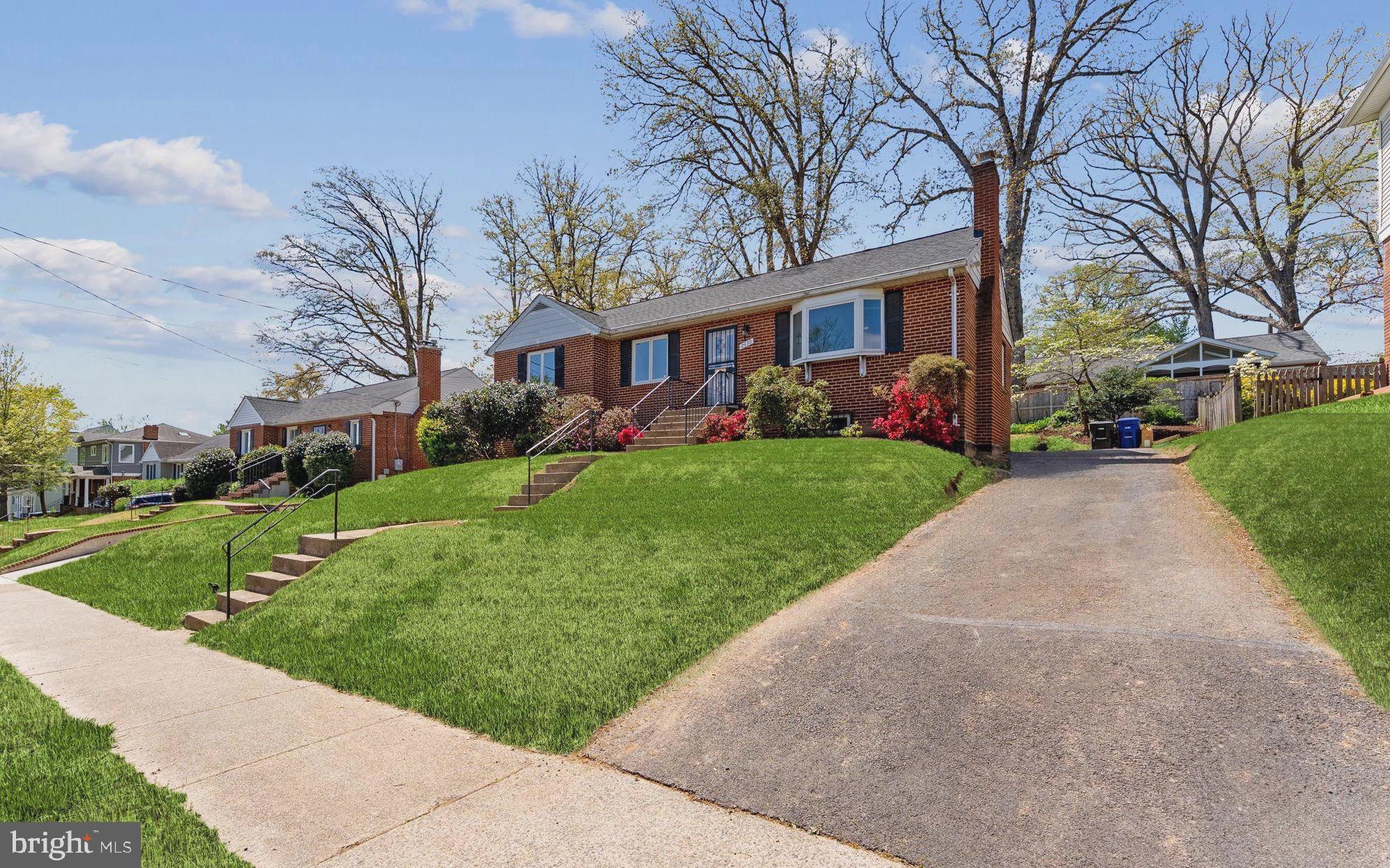 BERKSHIRE GARDENS - Residential