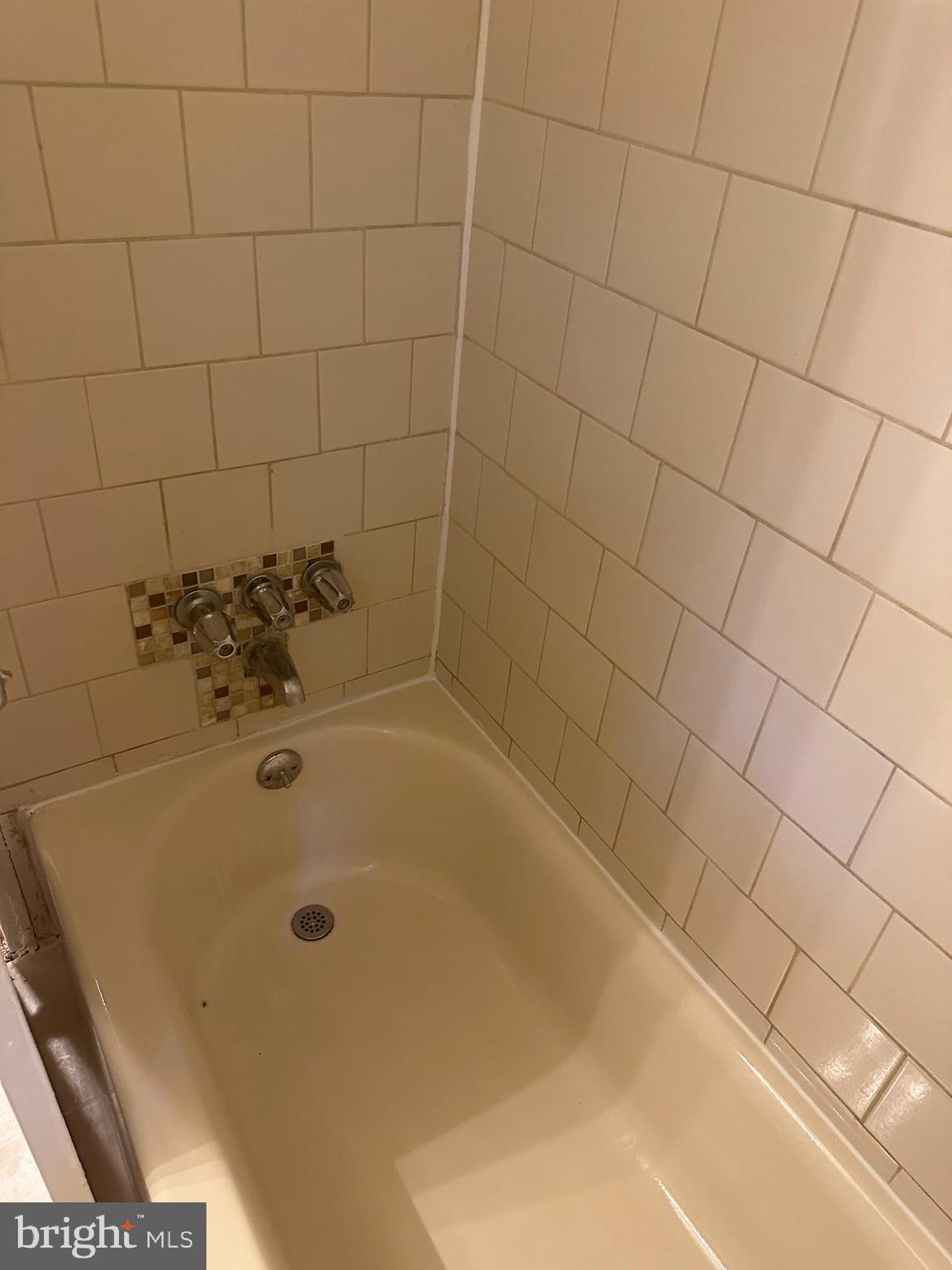 DUPONT HEIGHTS - RESUB - Residential Lease