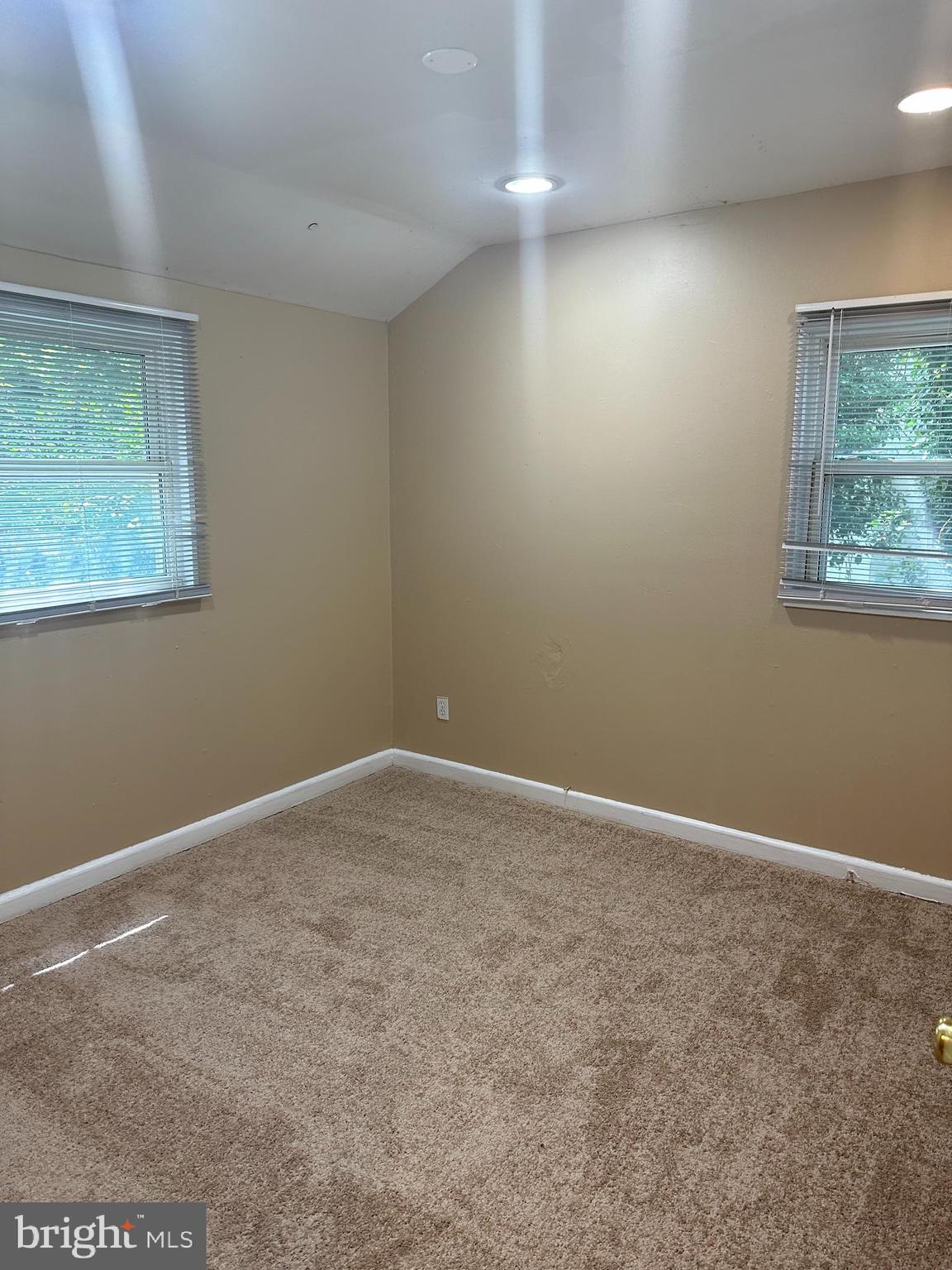 DUPONT HEIGHTS - RESUB - Residential Lease