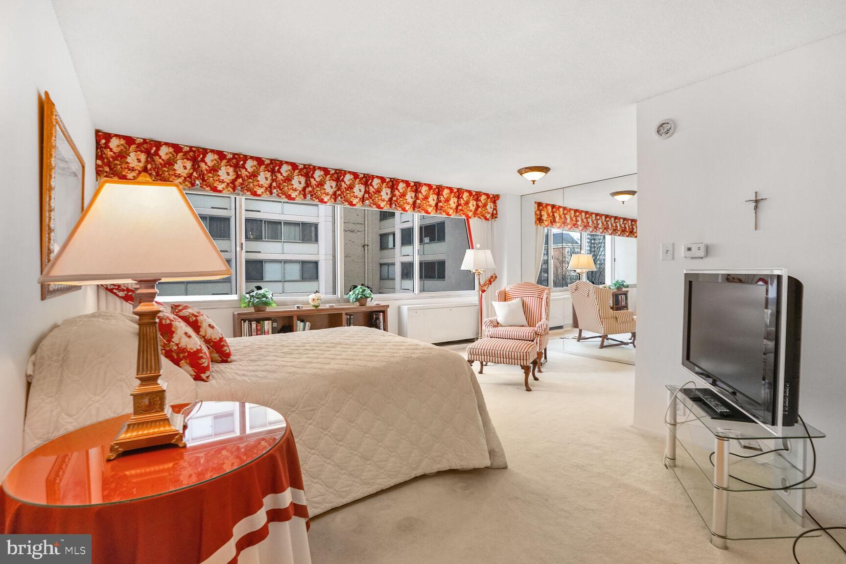 FRIENDSHIP HEIGHTS - Residential