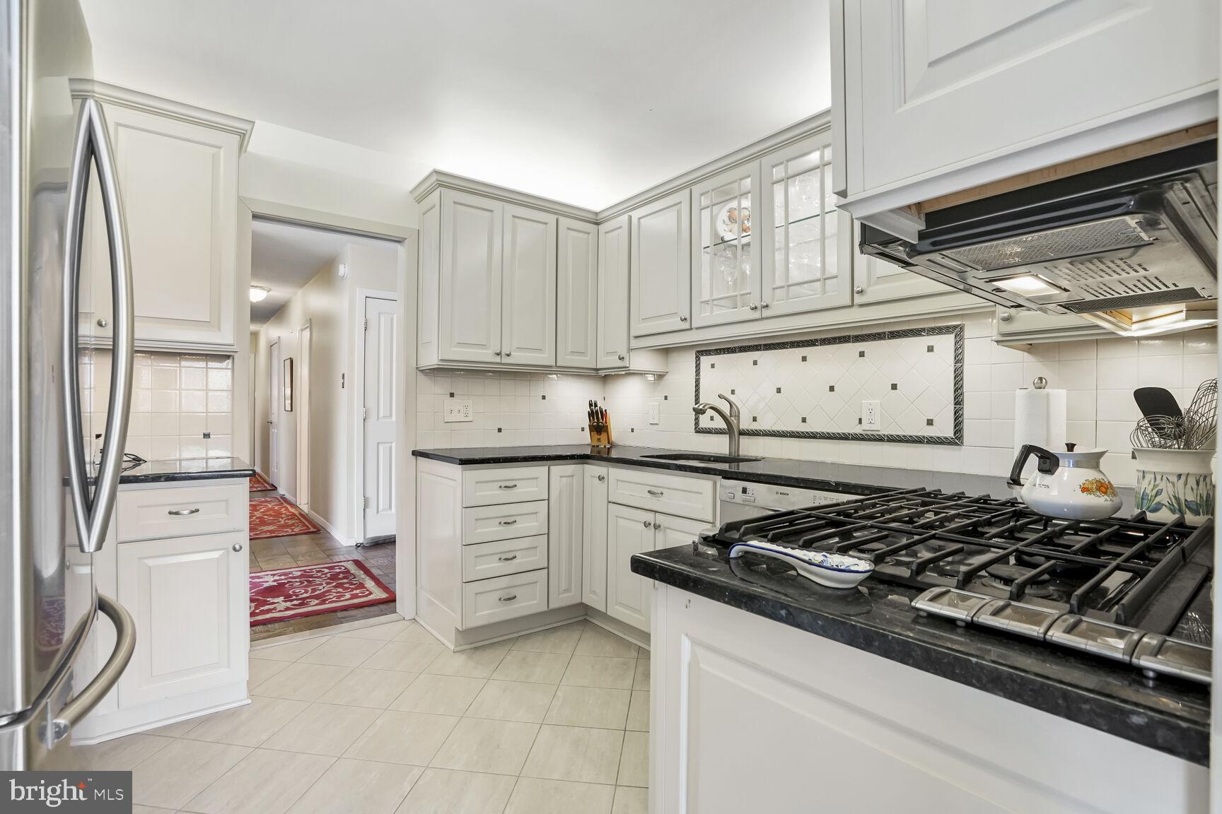 FRIENDSHIP HEIGHTS - Residential