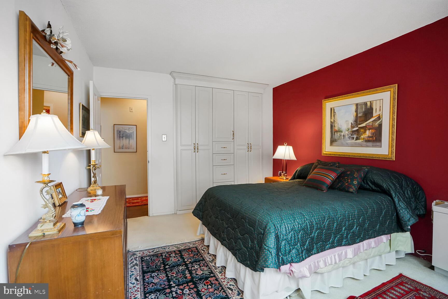 FRIENDSHIP HEIGHTS - Residential