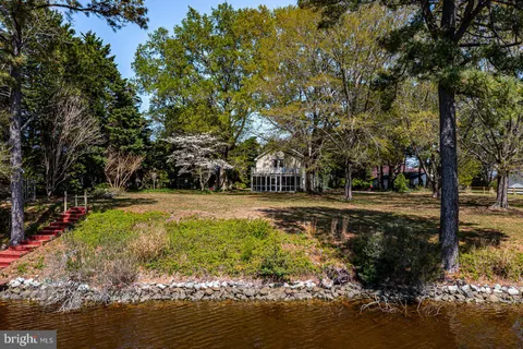 655 Sweet Hall Road, Reedville, VA MLS: VANV2001524