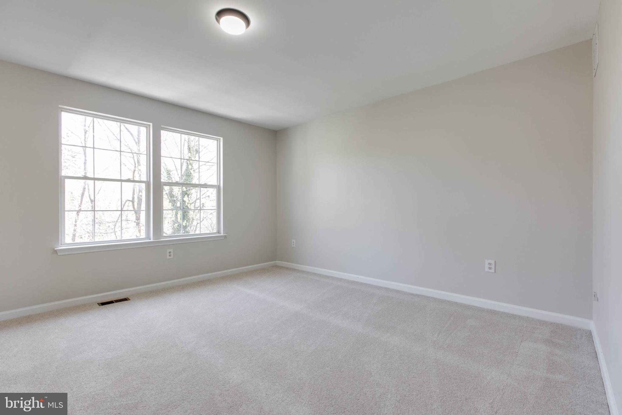 MERIDALE MEADOWS - Residential