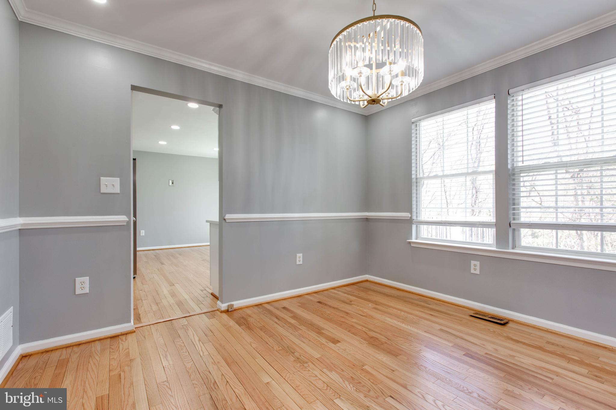 MERIDALE MEADOWS - Residential