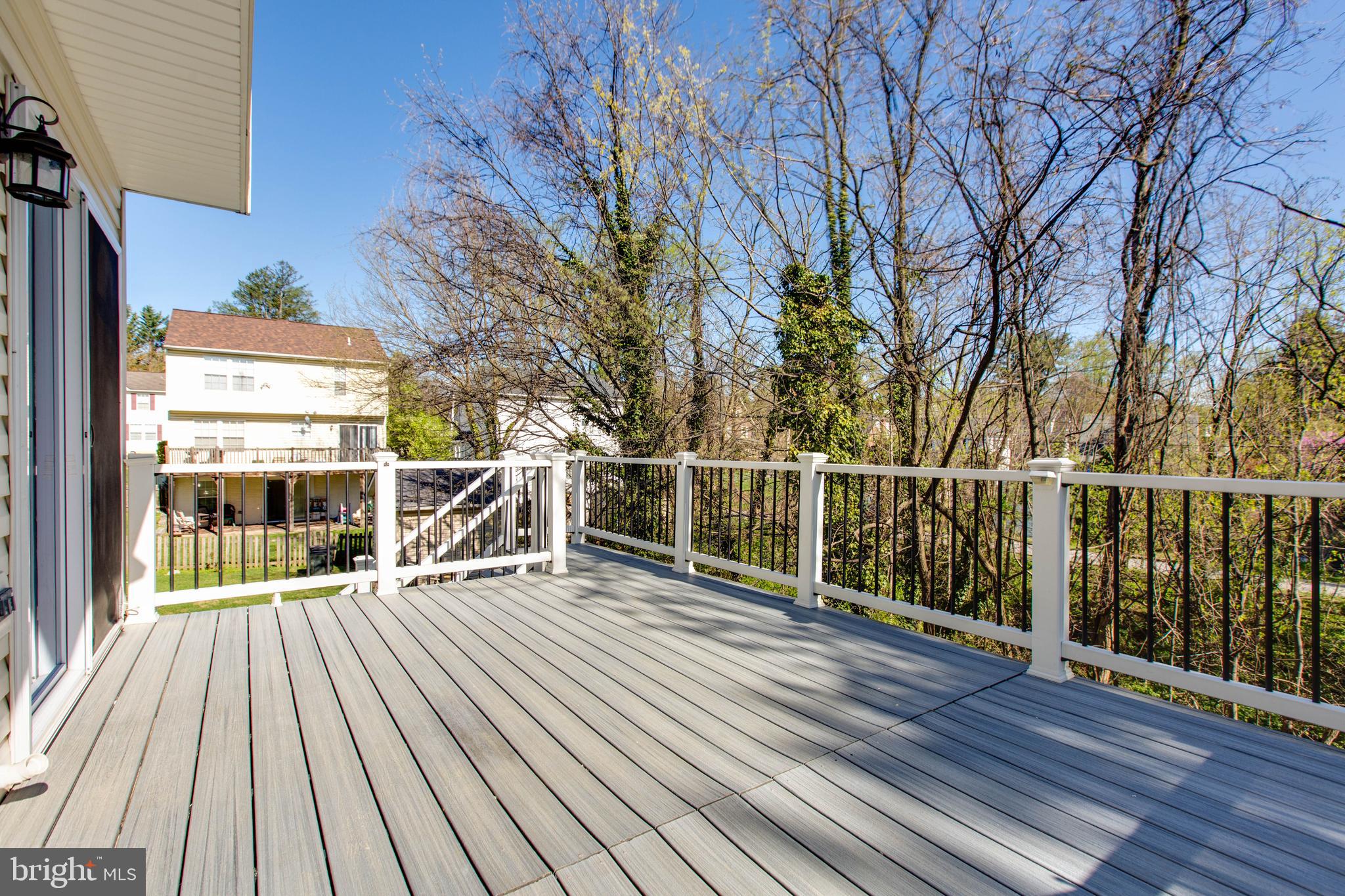 MERIDALE MEADOWS - Residential