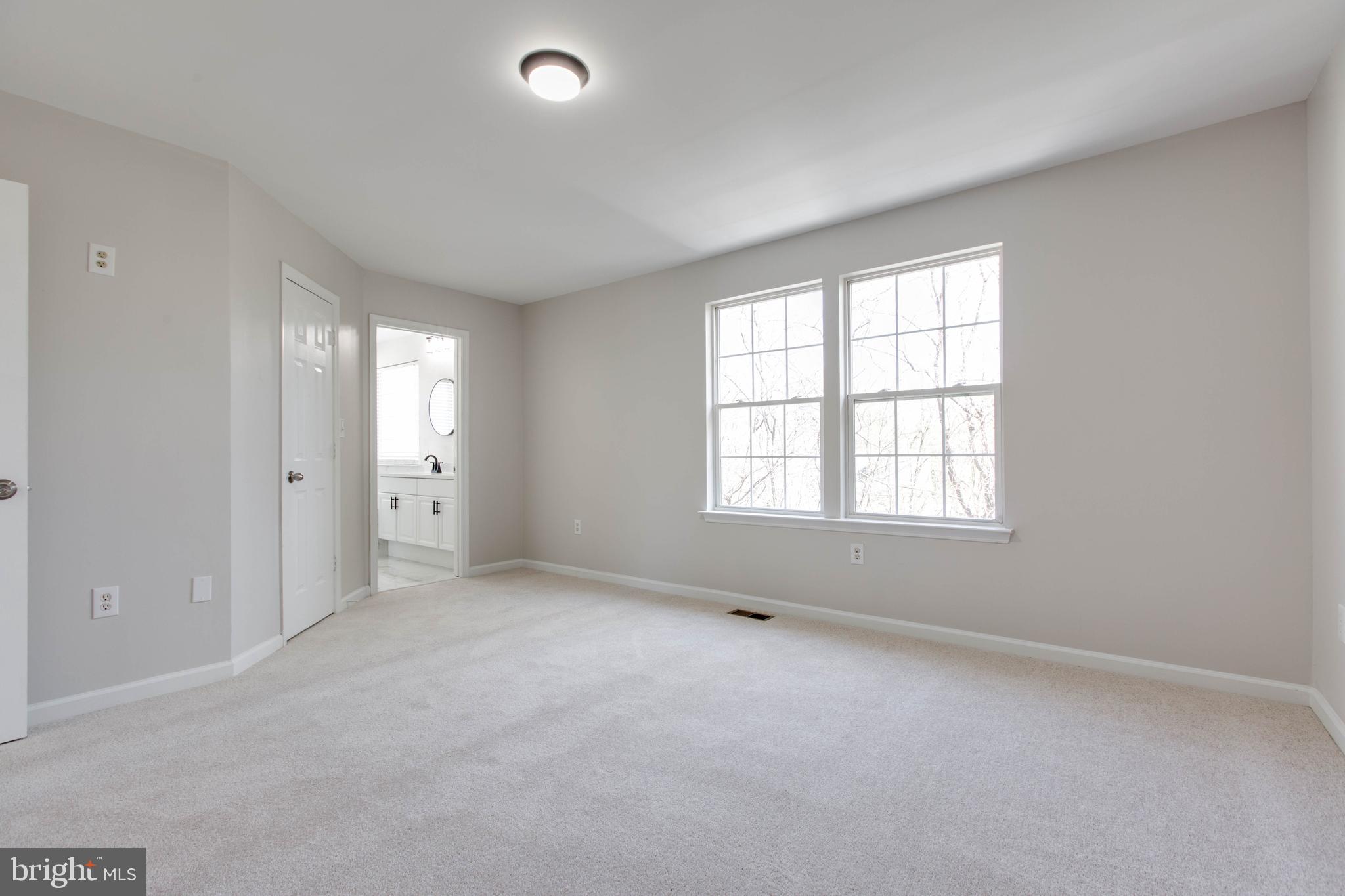 MERIDALE MEADOWS - Residential