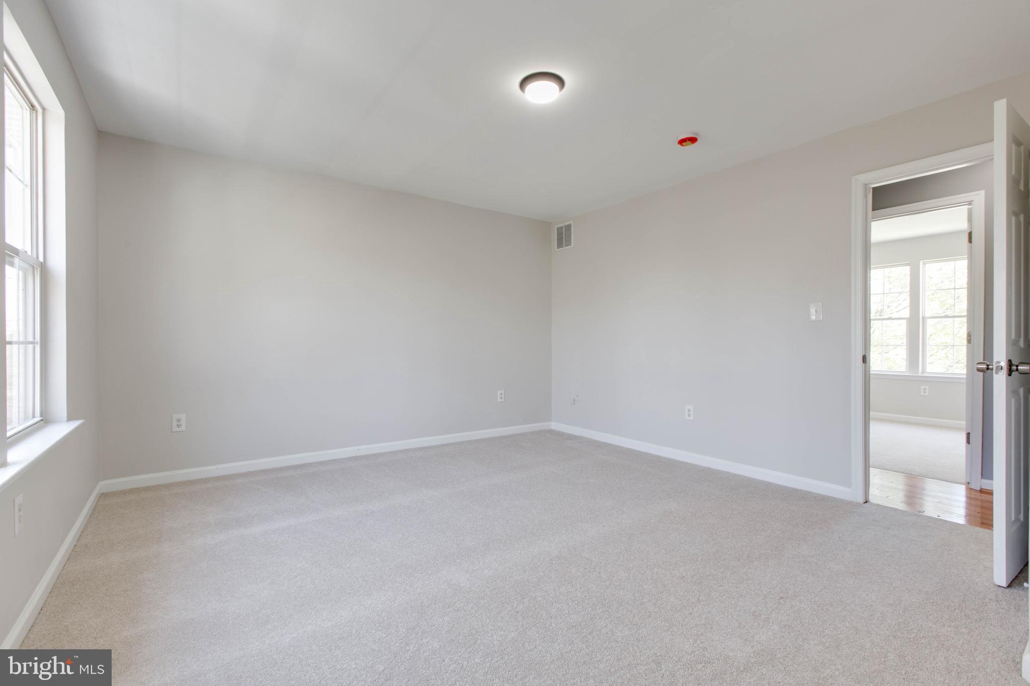 MERIDALE MEADOWS - Residential