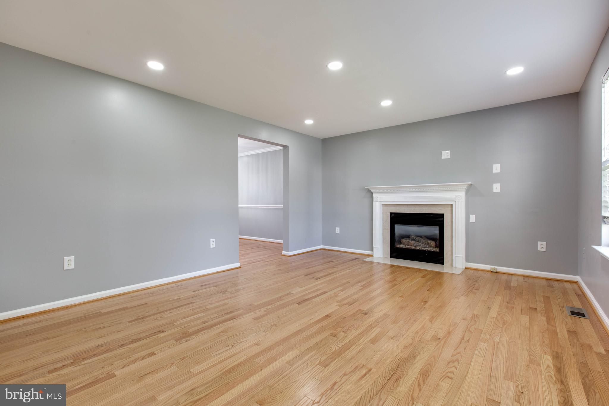 MERIDALE MEADOWS - Residential