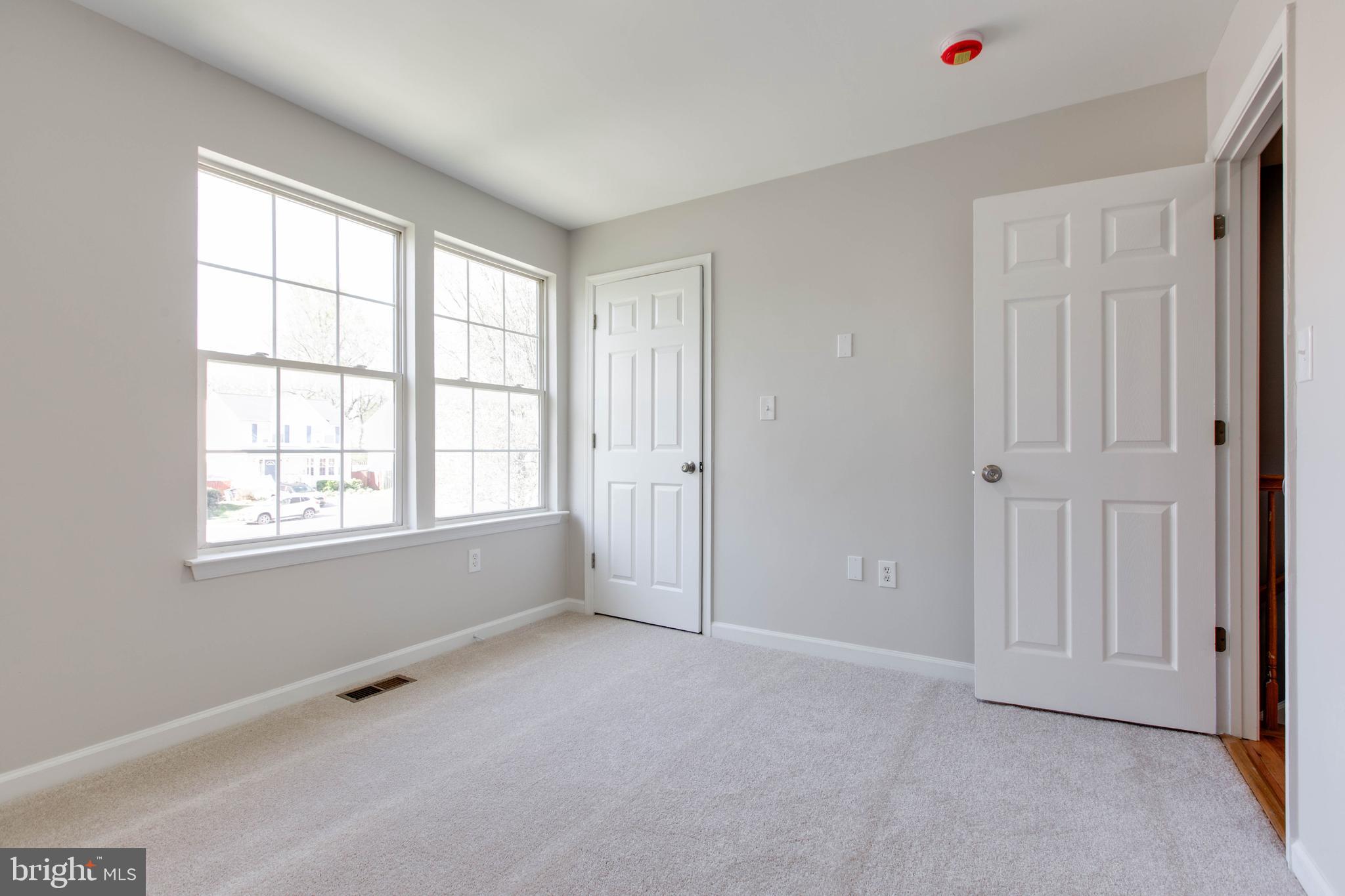 MERIDALE MEADOWS - Residential