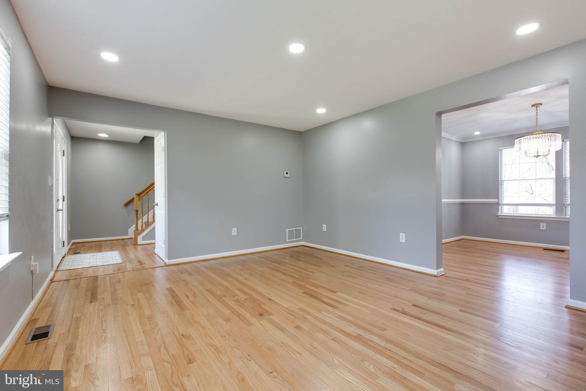 MERIDALE MEADOWS - Residential