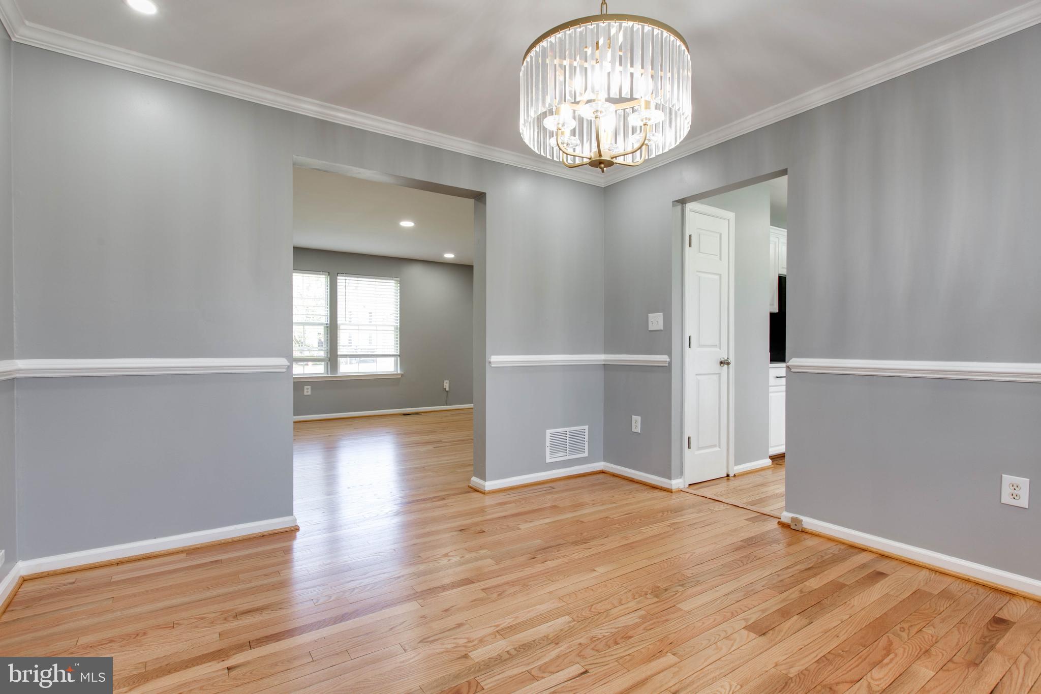 MERIDALE MEADOWS - Residential