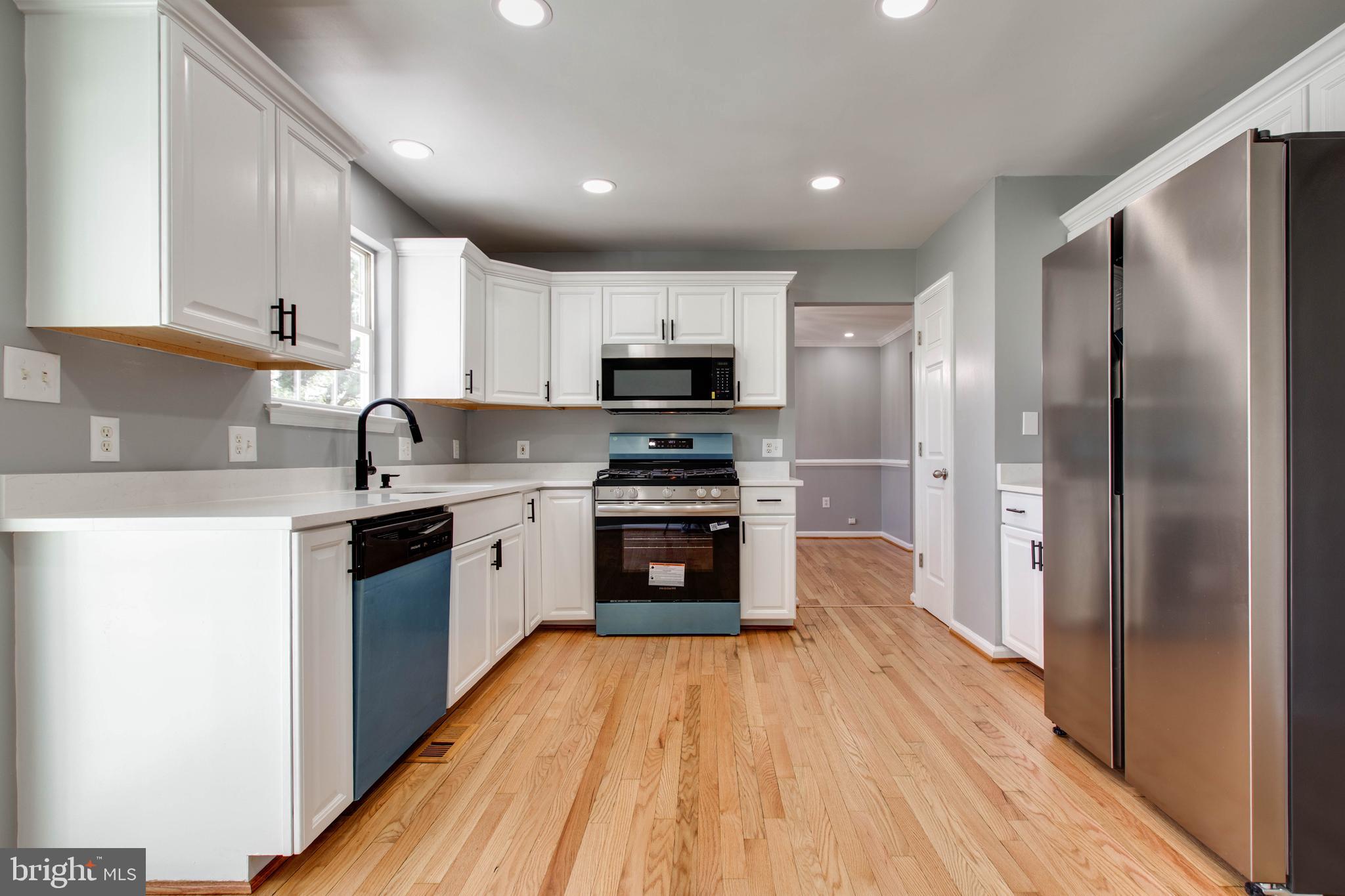 MERIDALE MEADOWS - Residential