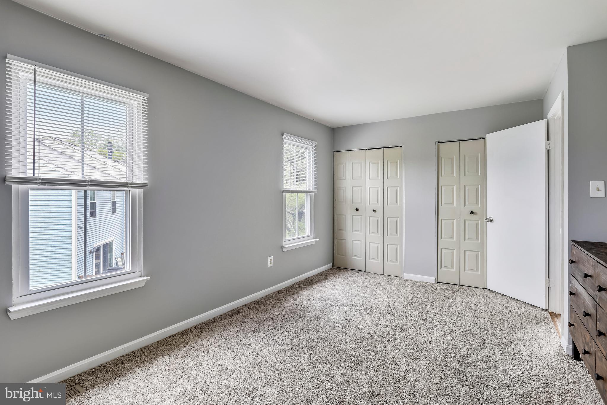 WILLIAMSBURG VILLAGE - Residential