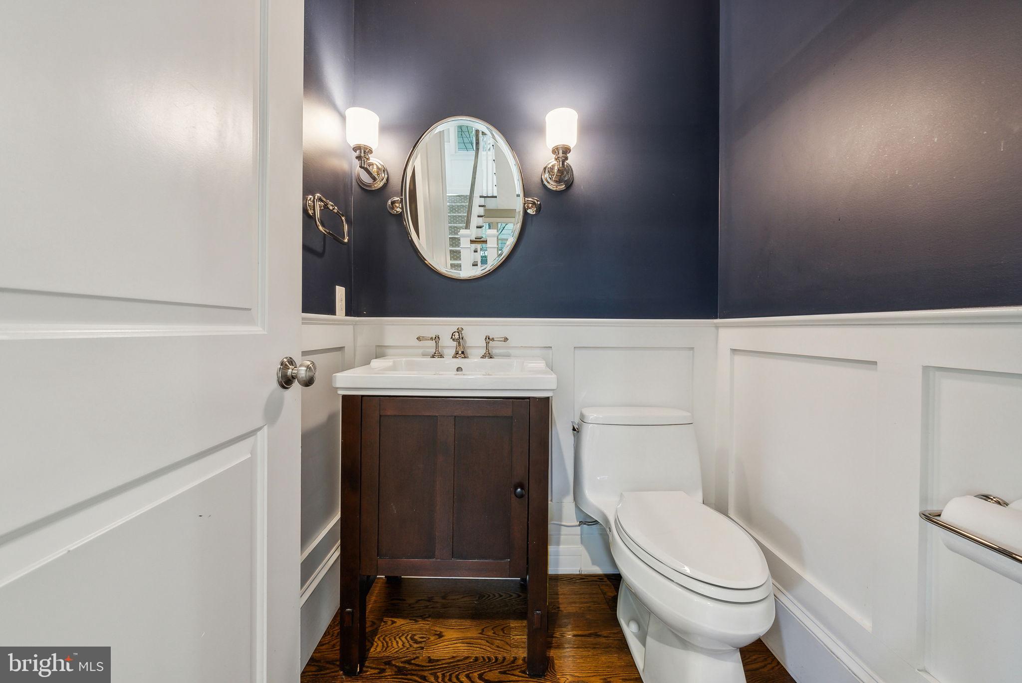 LYON VILLAGE - Residential