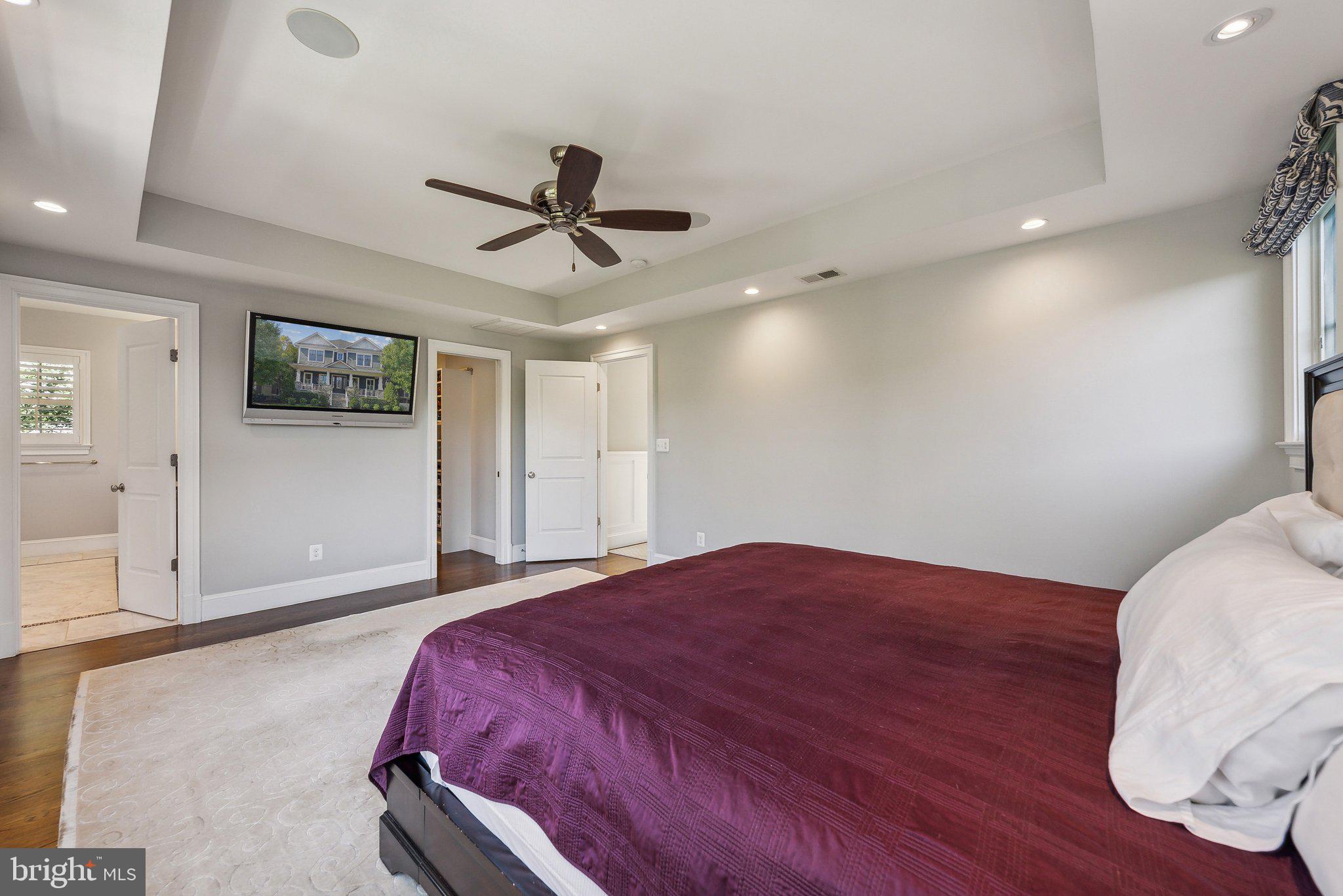 LYON VILLAGE - Residential