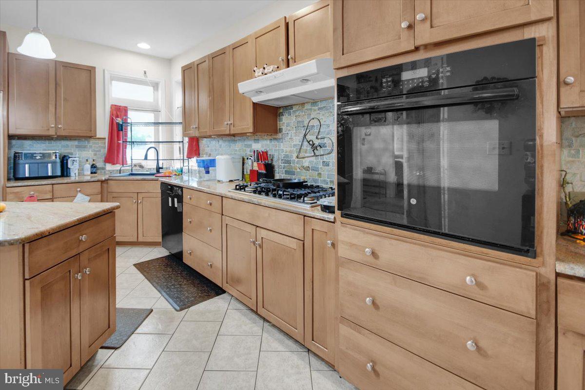 TRIMBLE RUN - Residential