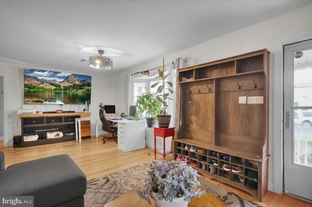 Photo of 12 Trimble Boulevard, BROOKHAVEN, PA 19015 (MLS # PADE2102898)