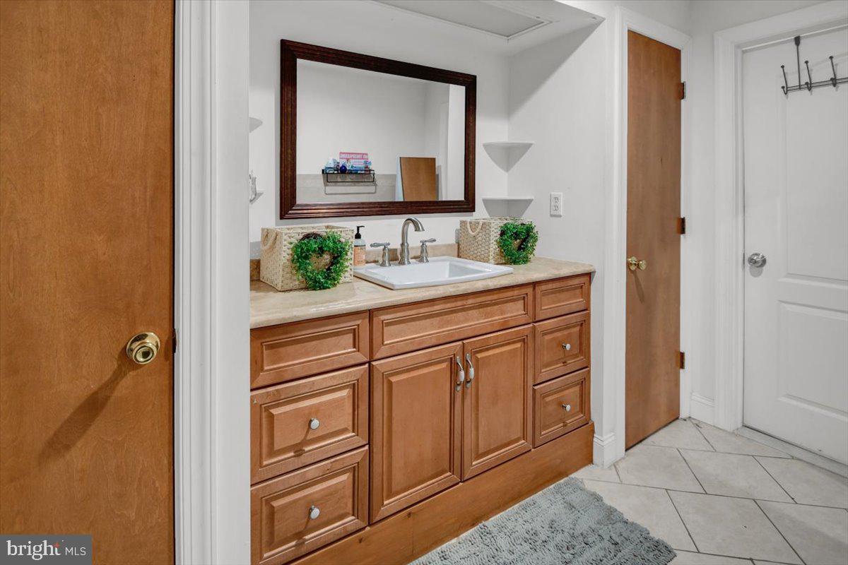 TRIMBLE RUN - Residential